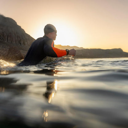 Garmin fēnix® 8 – 43mm, AMOLED, Premium Multisport GPS Smartwatch