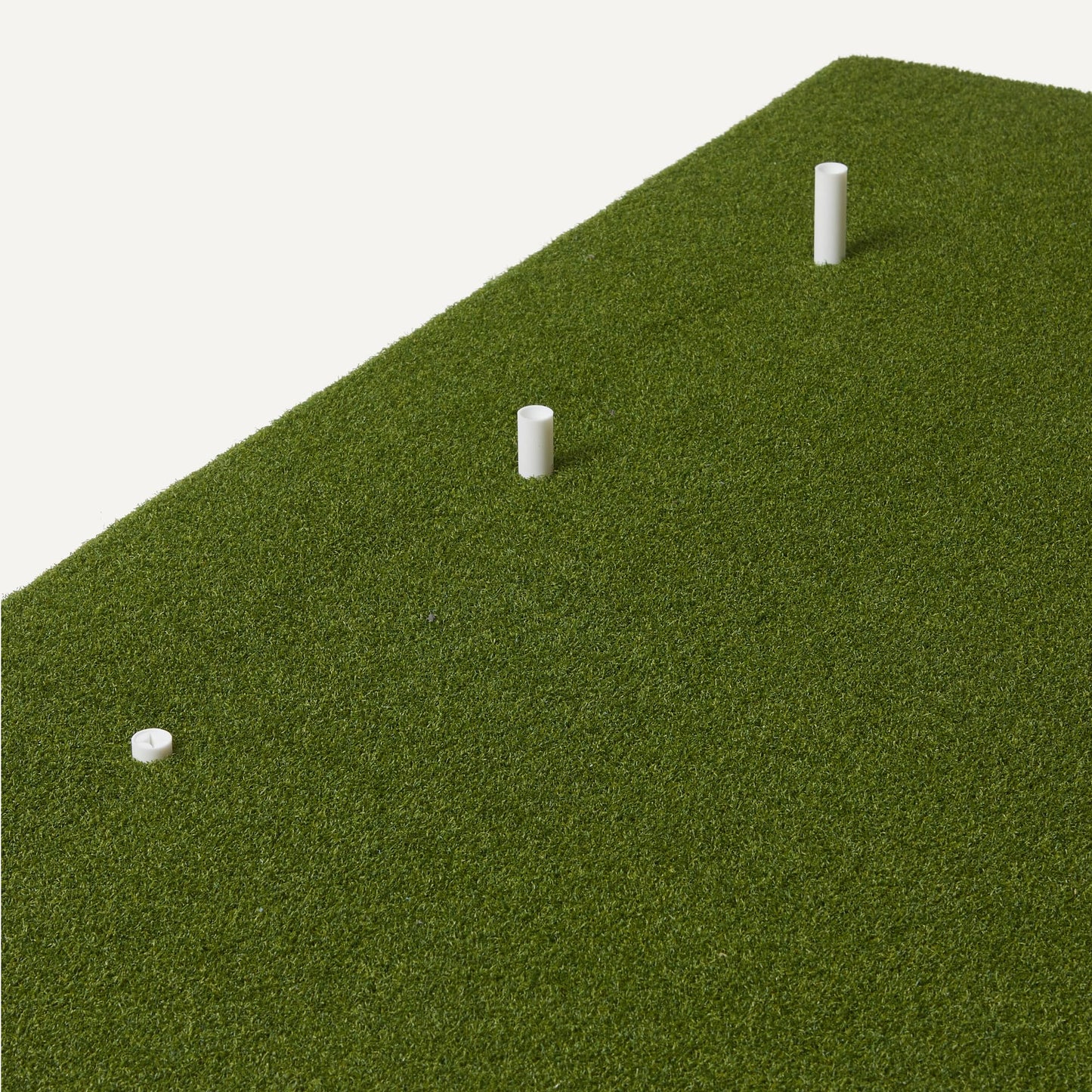 Amazon Basics Artificial Turf Golf Hitting Mat