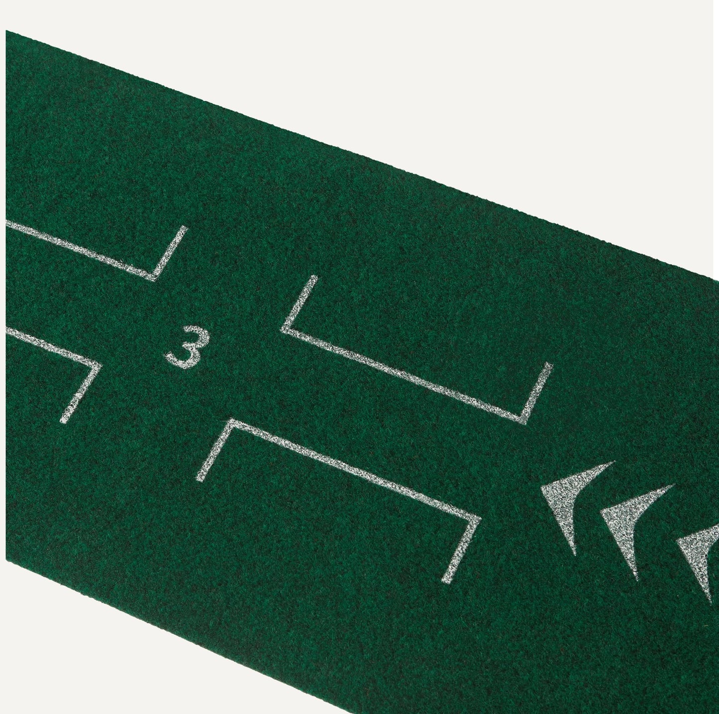 Amazon Basics Golf Putting Mat with Automatic Ball Return