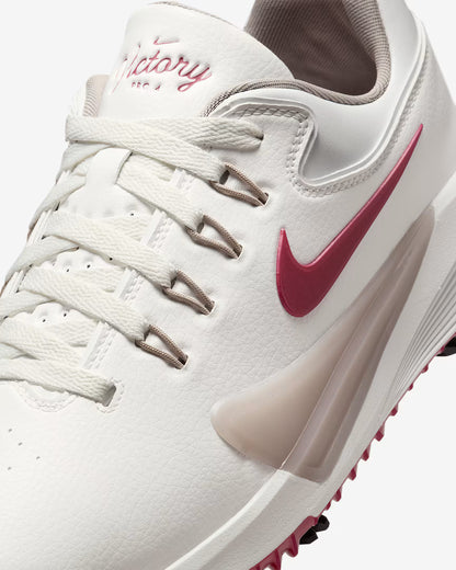 Nike Victory Tour 4 Spiked Golf Shoe