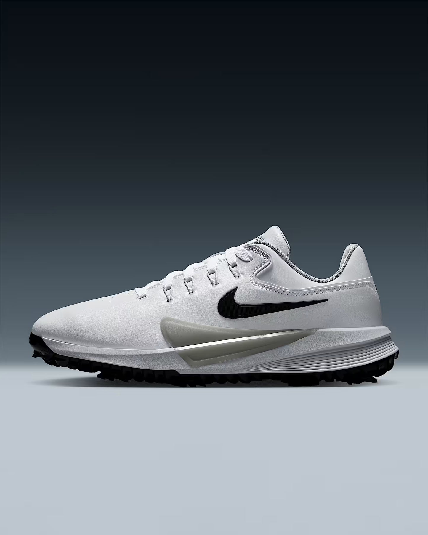 Nike Victory Tour 4 Spiked Golf Shoe