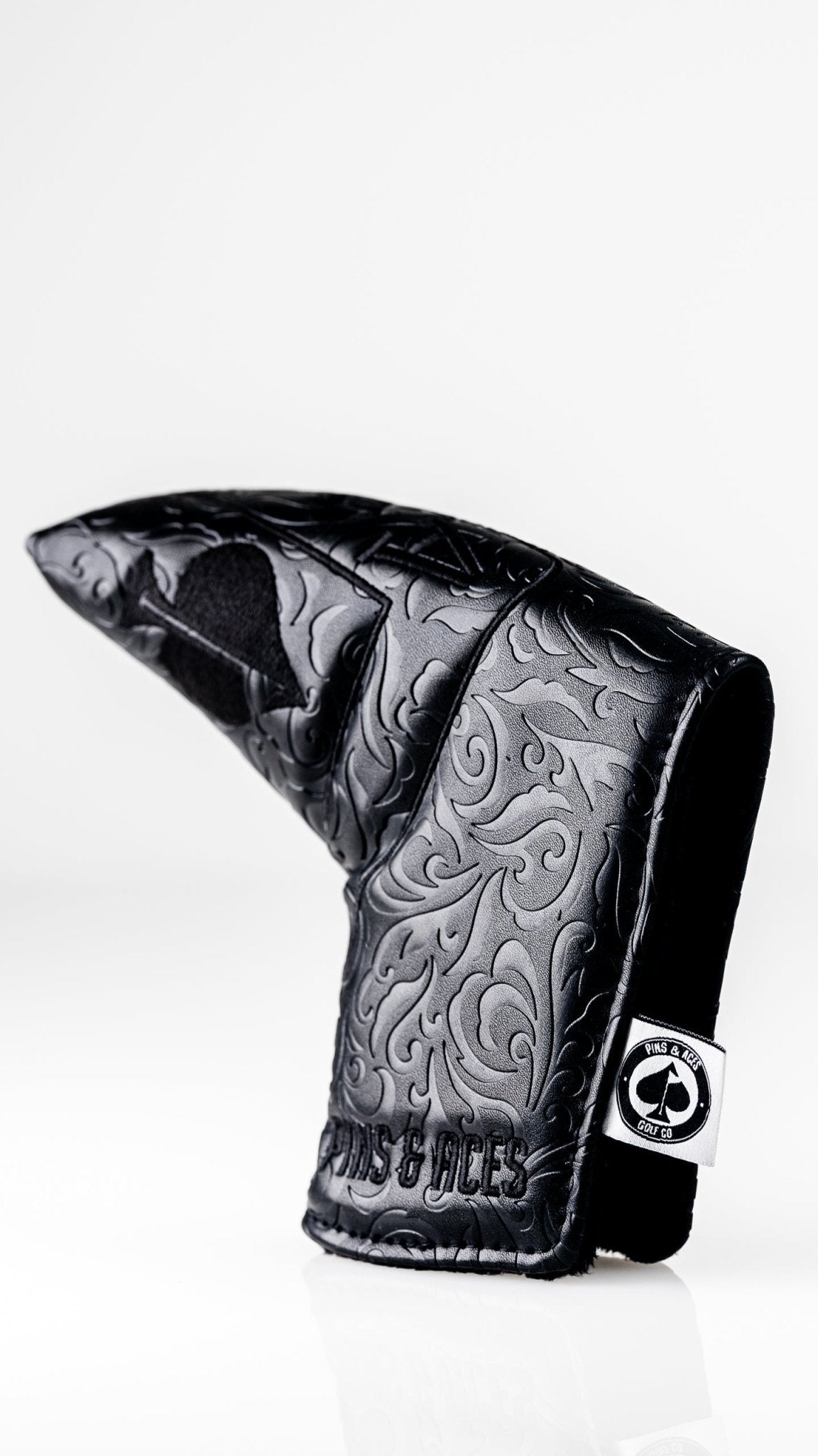 Blackout Ace of Spades - Blade Putter Cover - Pins and Aces