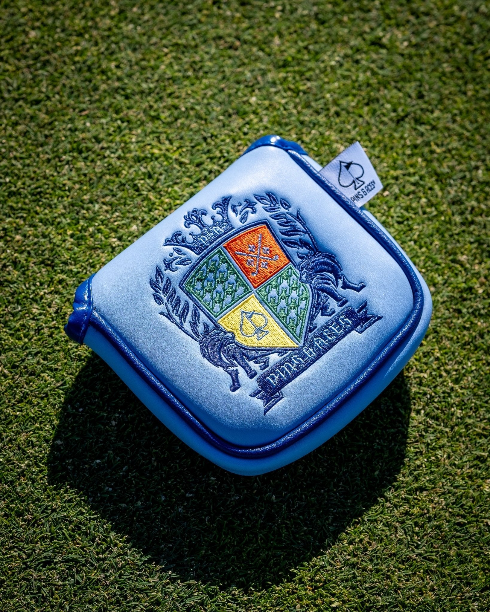 Coat of Arms - Mallet Cover - Pins and Aces