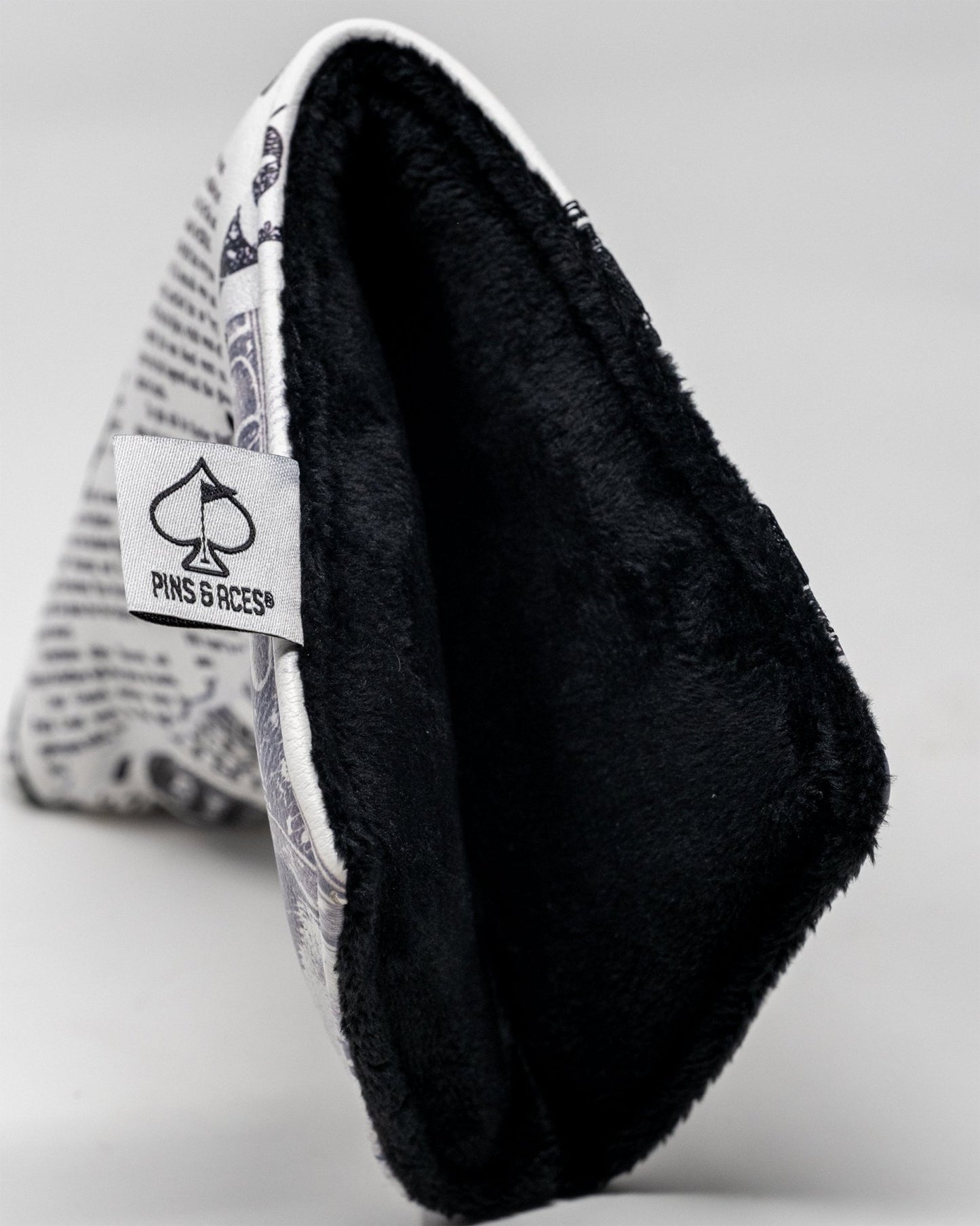 D.B. Cooper - Blade Putter Cover - Pins and Aces