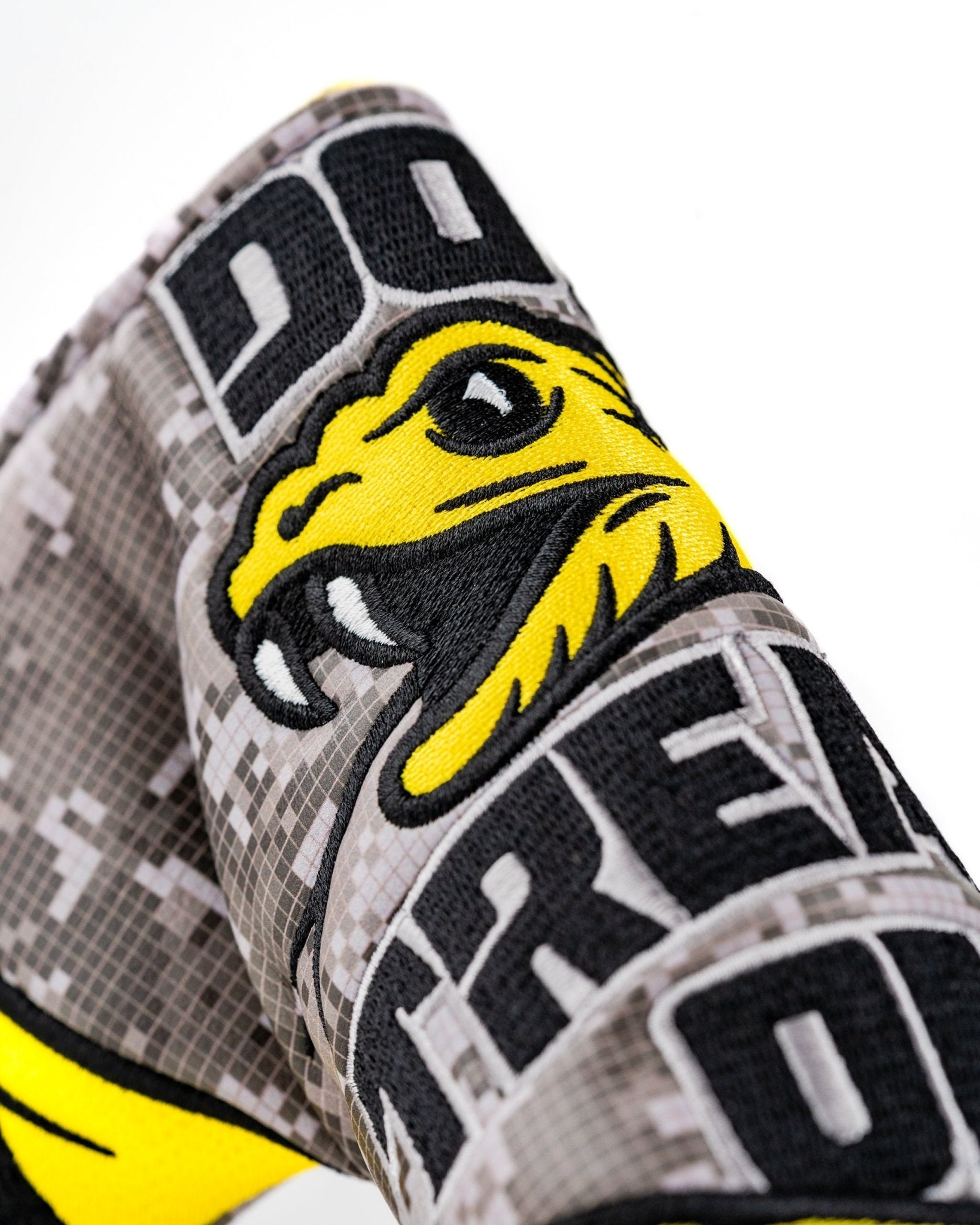 Don't Tread On Me 2.0 - Blade Putter Cover - Pins and Aces