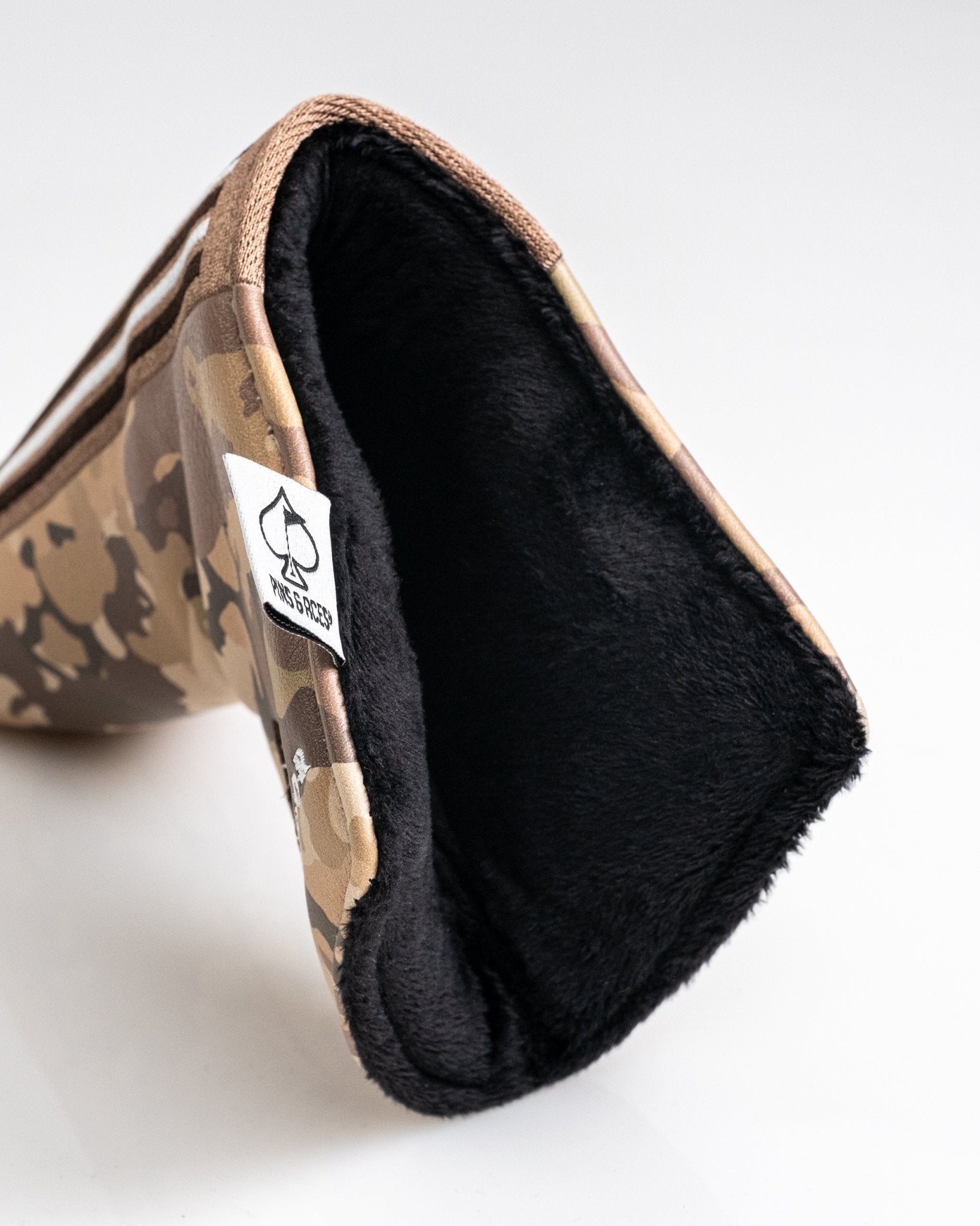 Folds of Honor 2.0 - Blade Putter Cover - Pins and Aces