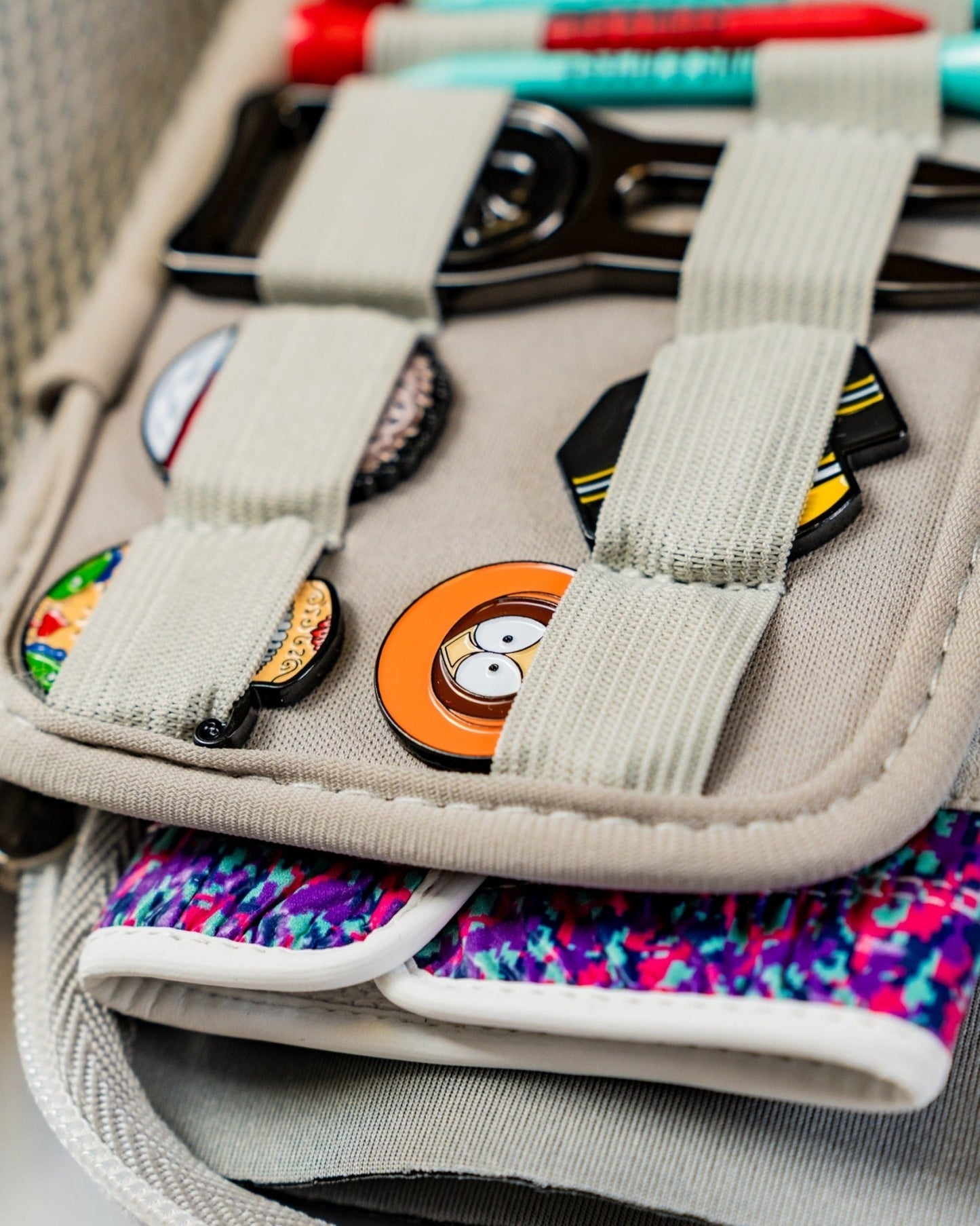 Glove & Accessory Caddie - Gray - Pins and Aces