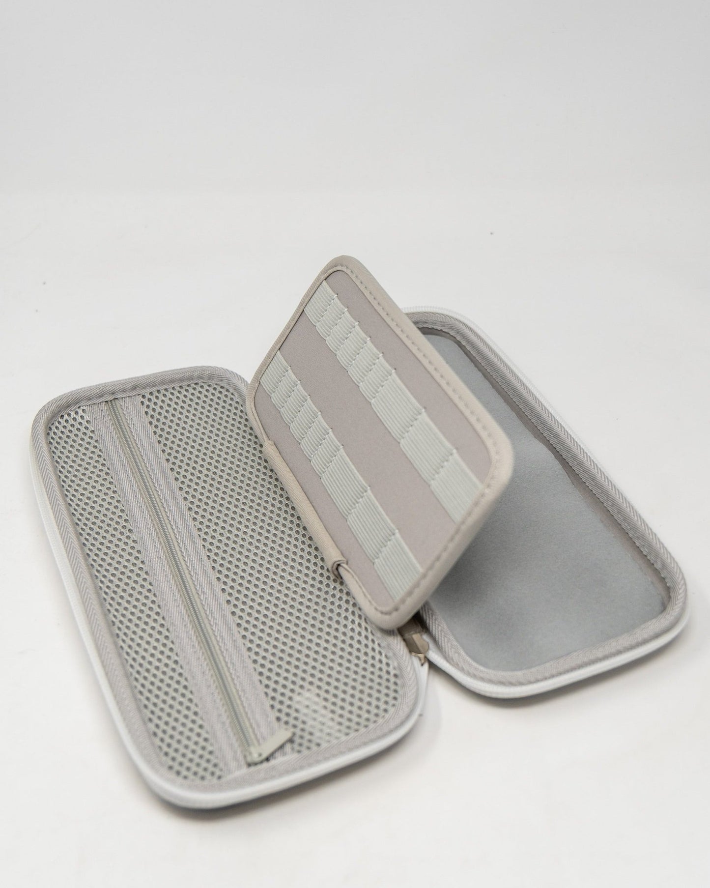 Glove & Accessory Caddie - Gray - Pins and Aces
