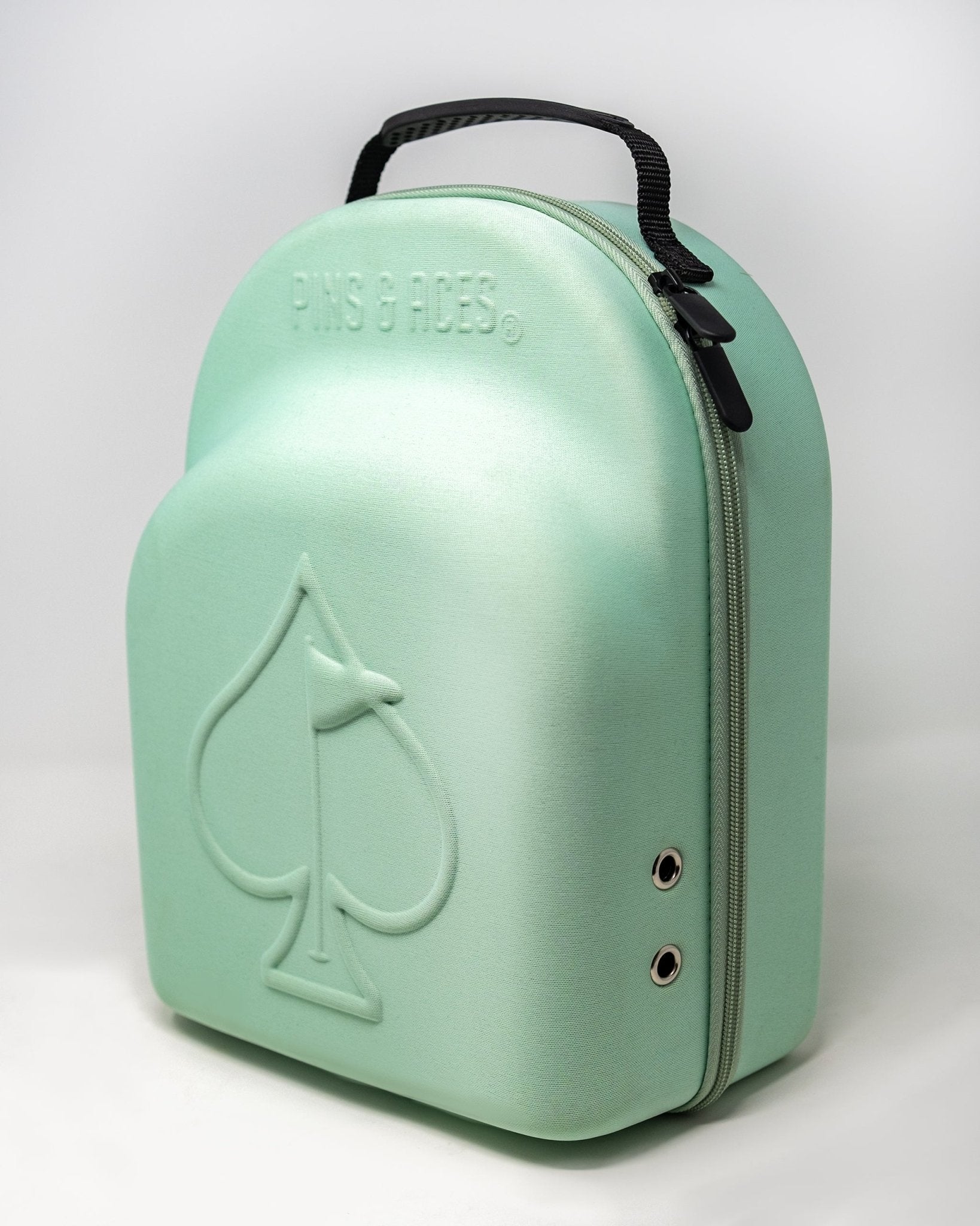 Hat Caddie - Pins and Aces