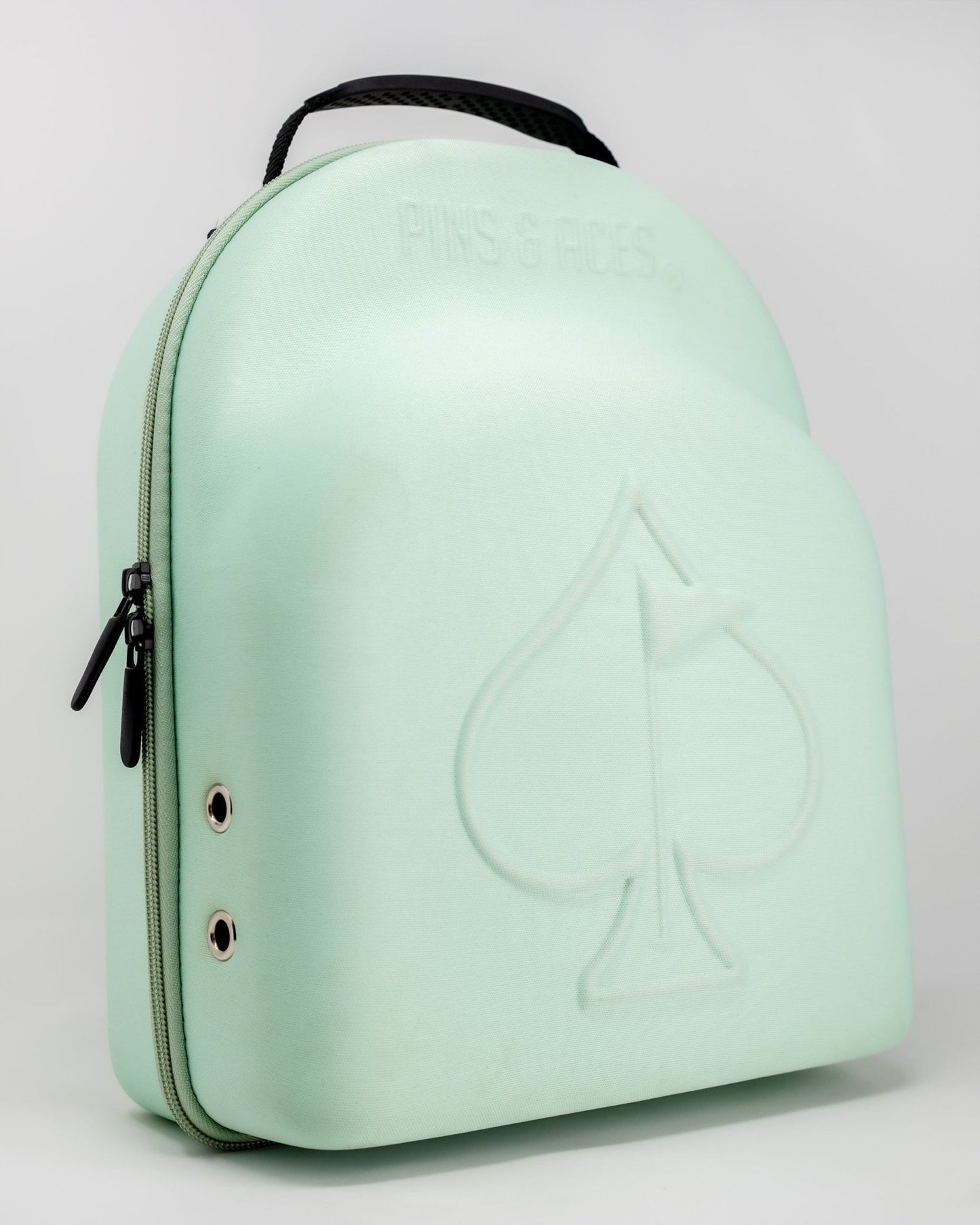 Hat Caddie - Pins and Aces