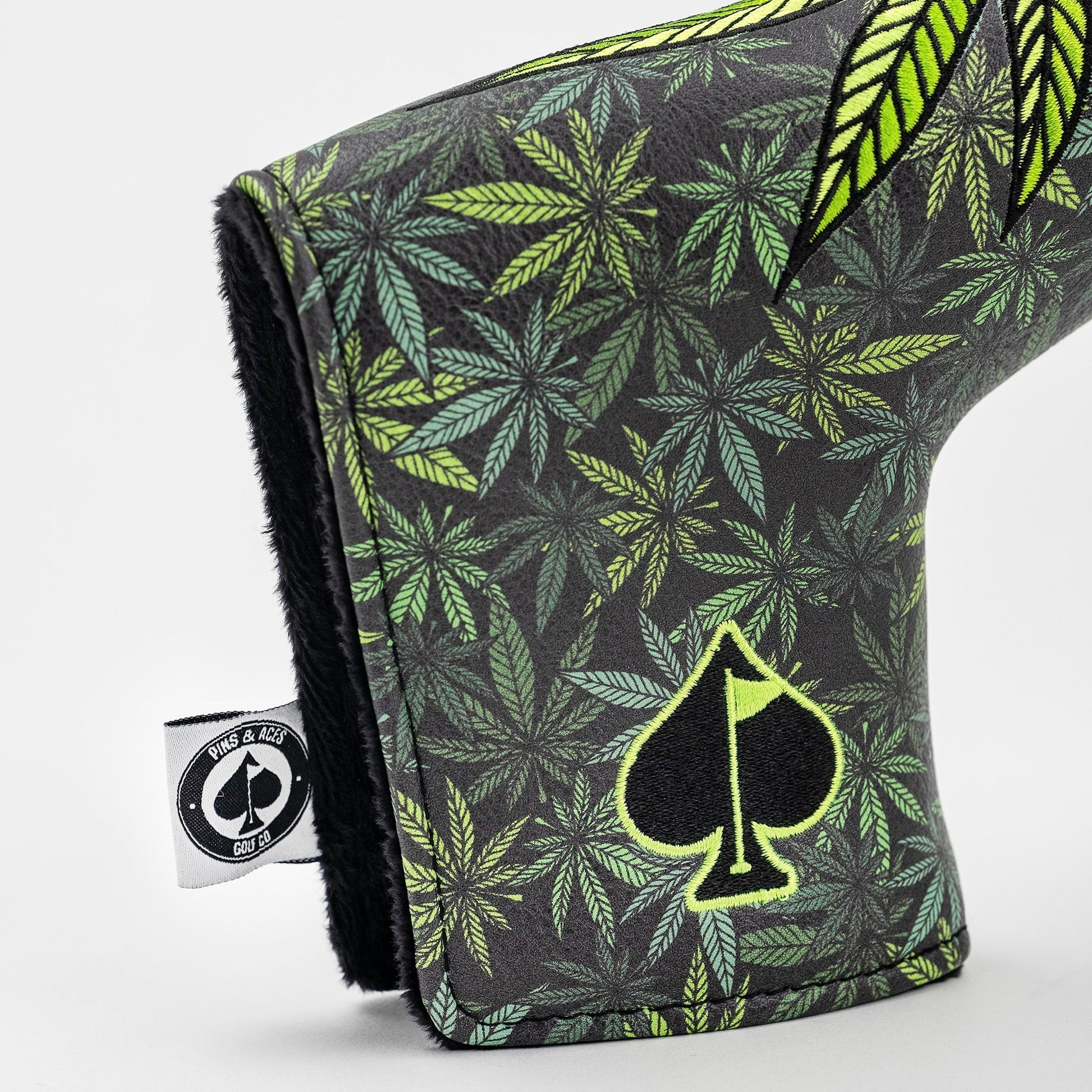 High Handicap - Blade Putter Cover - Pins and Aces