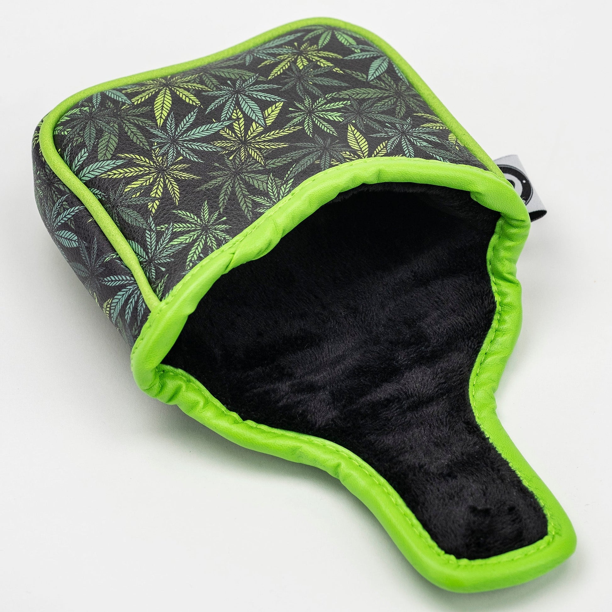 High Handicap - Mallet Putter Cover - Pins and Aces