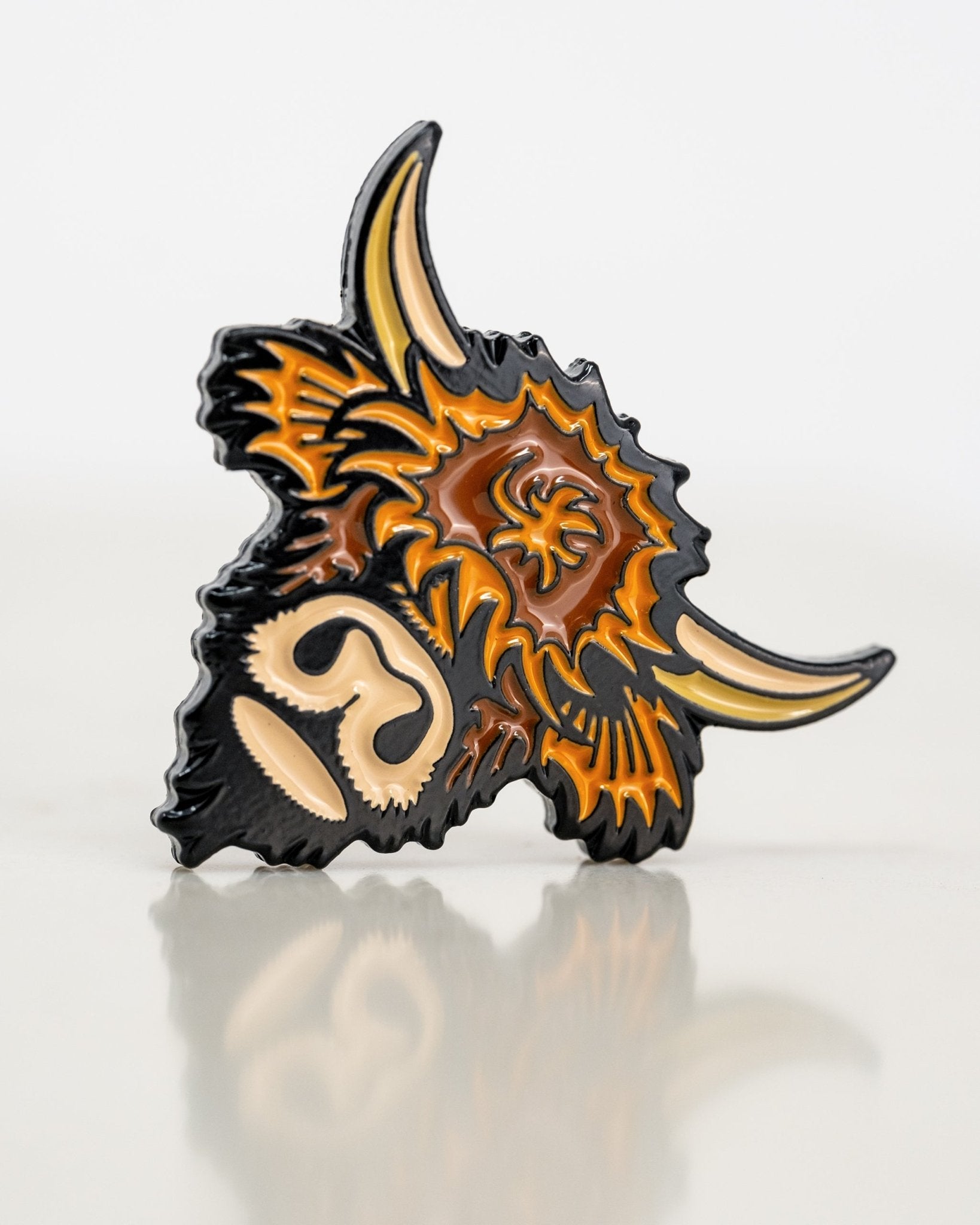 Highland Cow Ball Marker - Pins and Aces