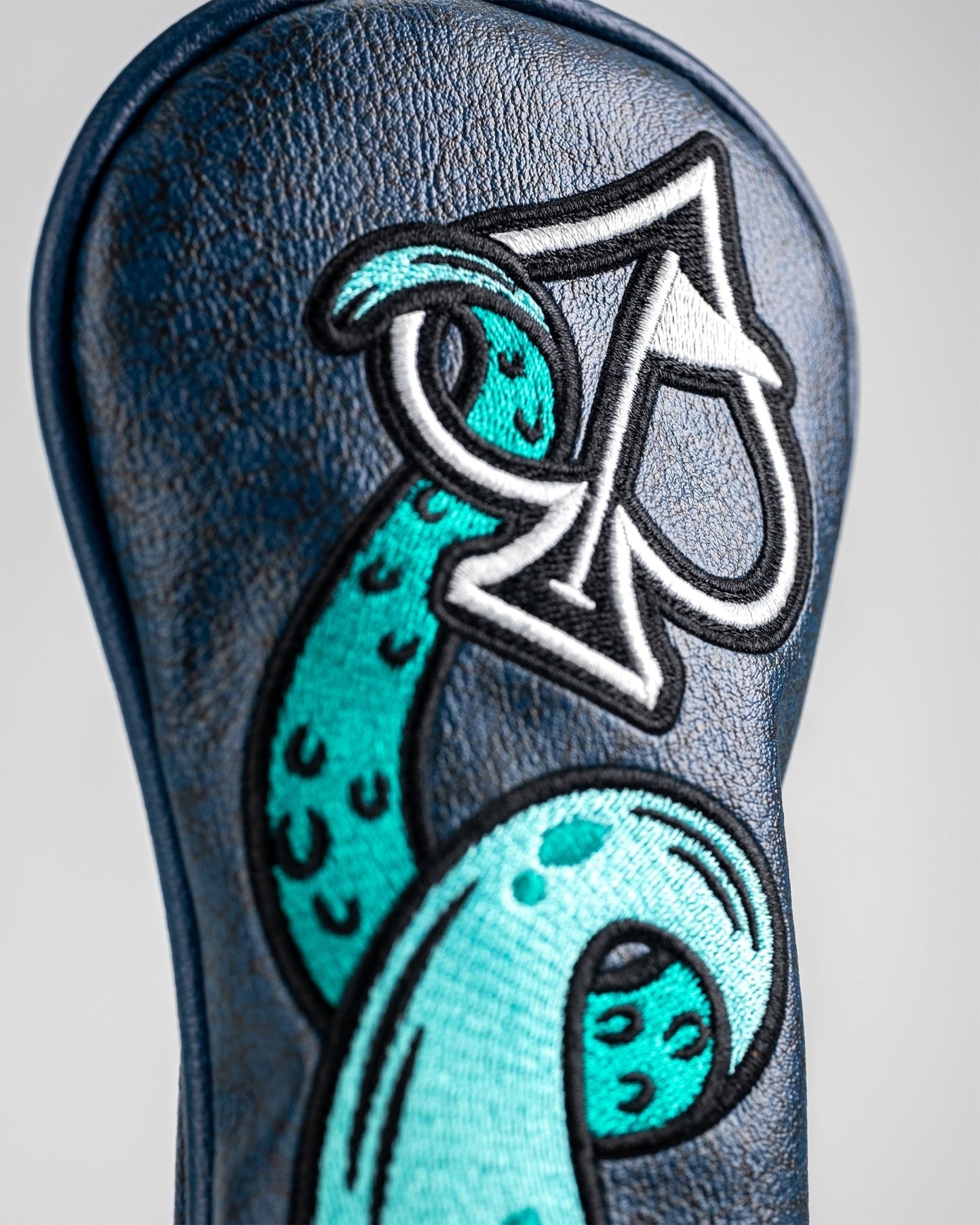 Kraken - Hybrid Cover - Pins and Aces
