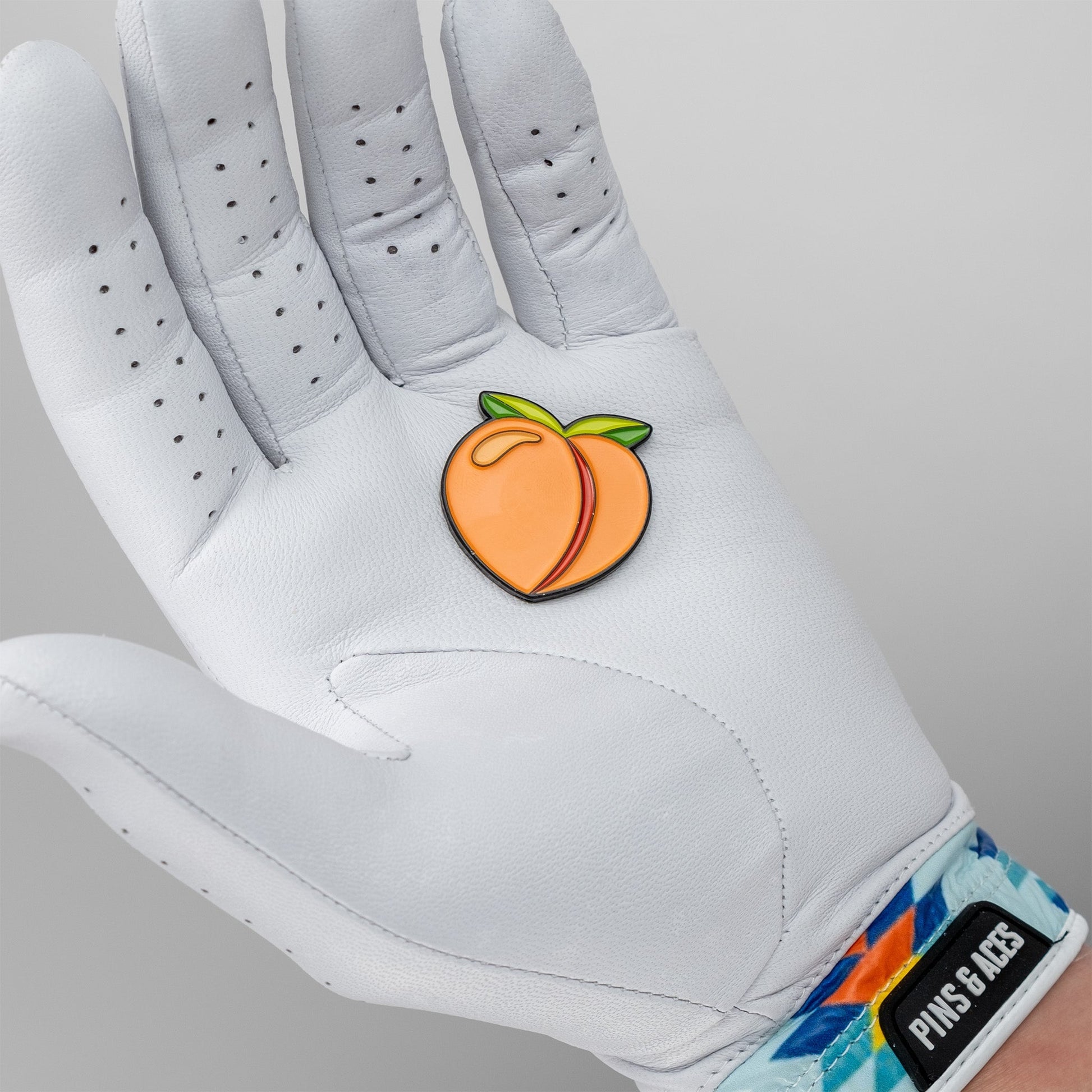 Peach Ball Marker - Pins and Aces