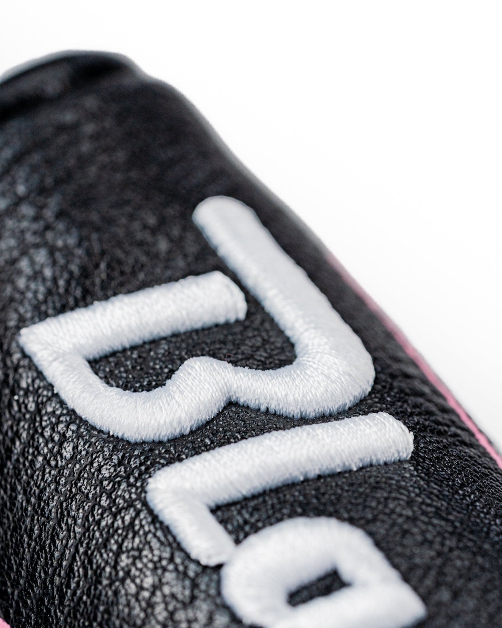 Pins and Aces x Blazy Susan - Blade Putter Cover - Pins and Aces