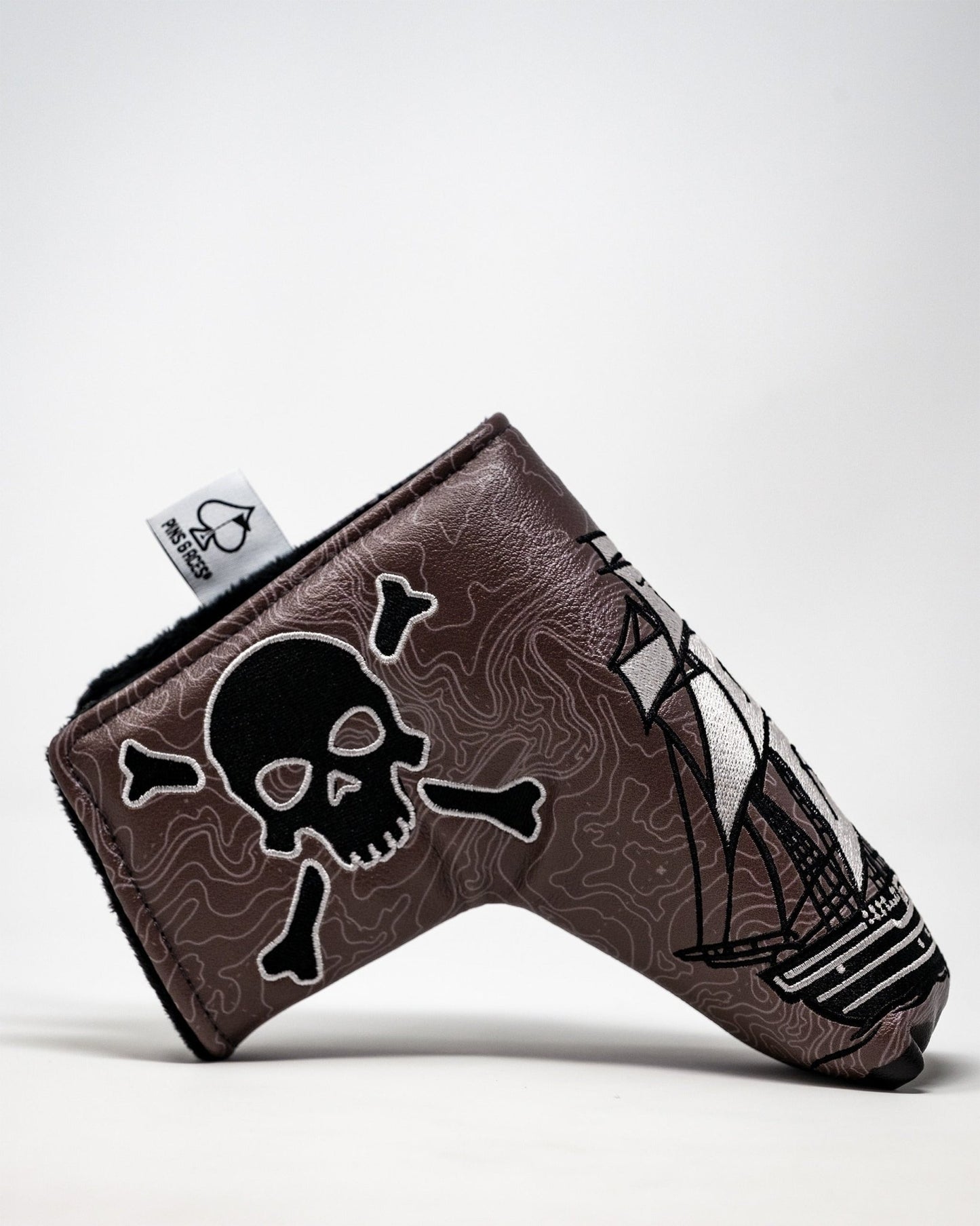 Pirate - Blade Putter Cover - Pins and Aces