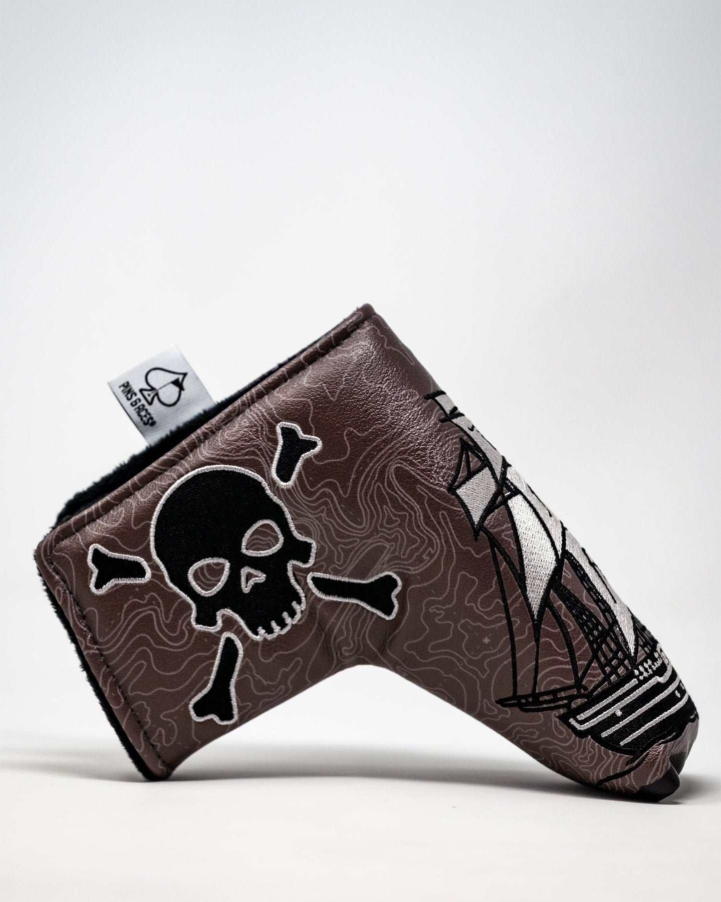 Pirate - Blade Putter Cover - Pins and Aces