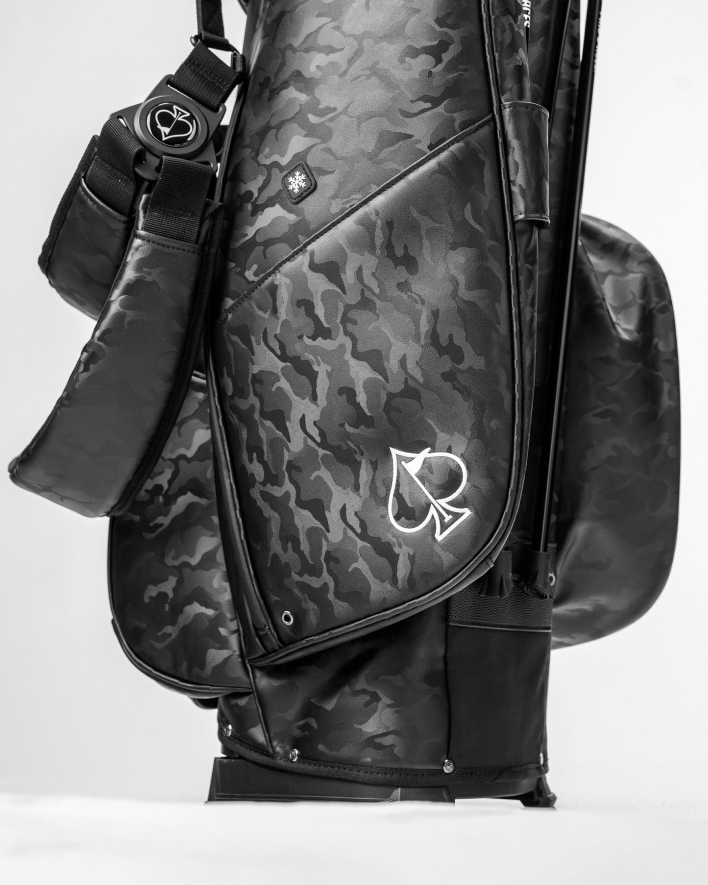 Player Preferred™ Golf Bag - Black Camo - Pins and Aces