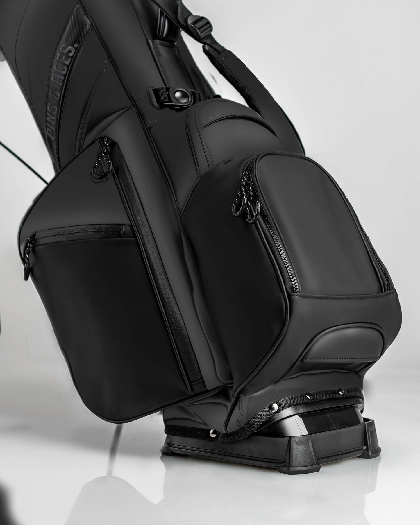 Player Preferred™ Golf Bag - Obsidian - Pins and Aces