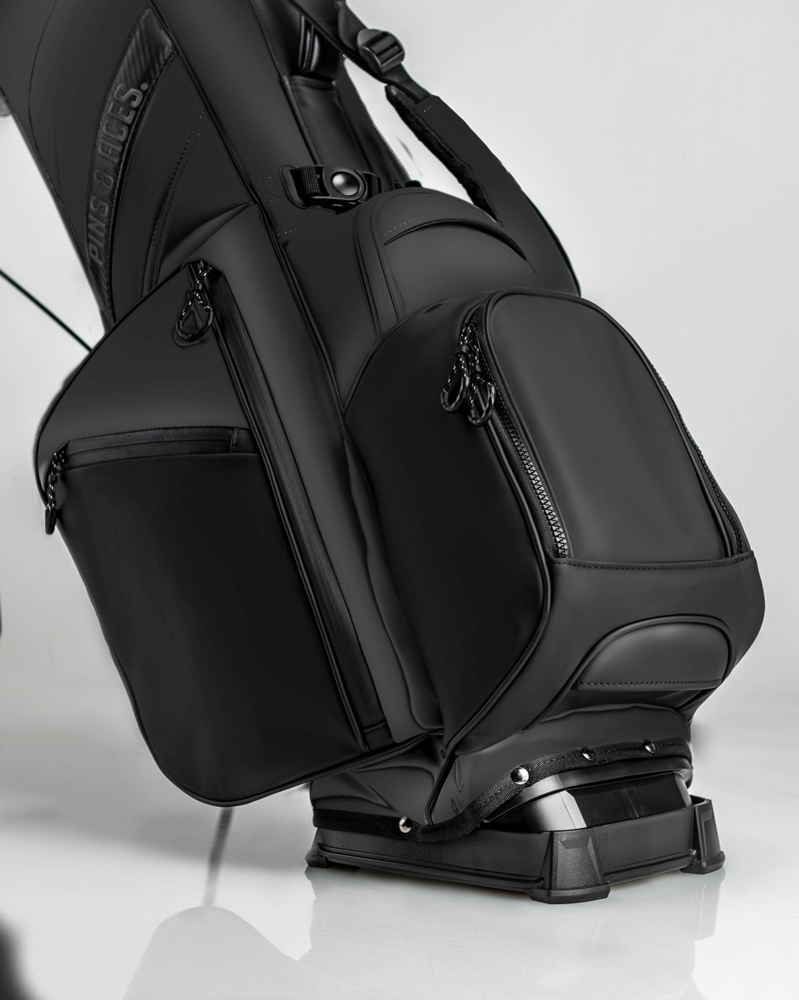 Player Preferred™ Golf Bag - Obsidian - Pins and Aces
