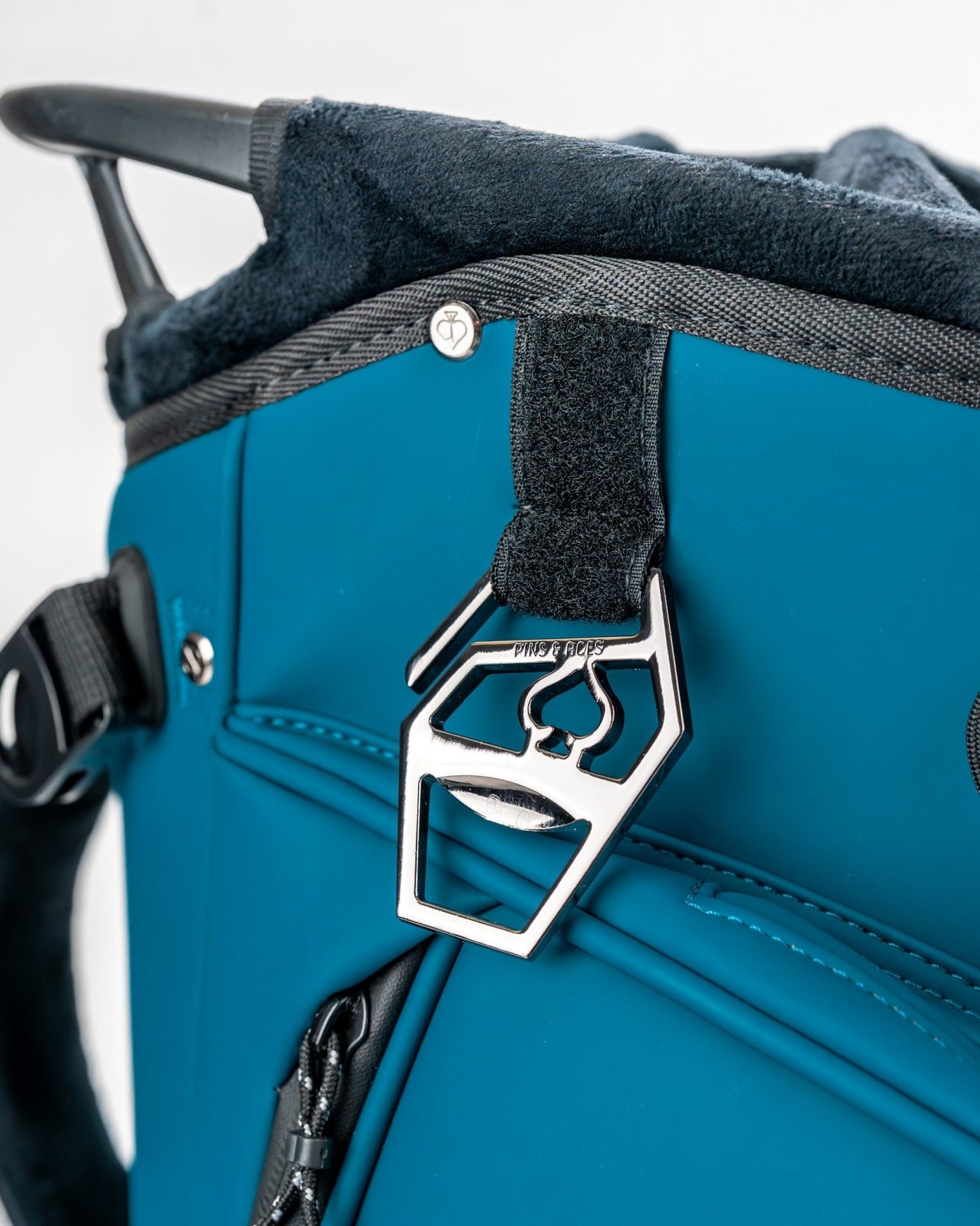 Player Preferred™ Golf Bag - Sea Strike - Pins and Aces