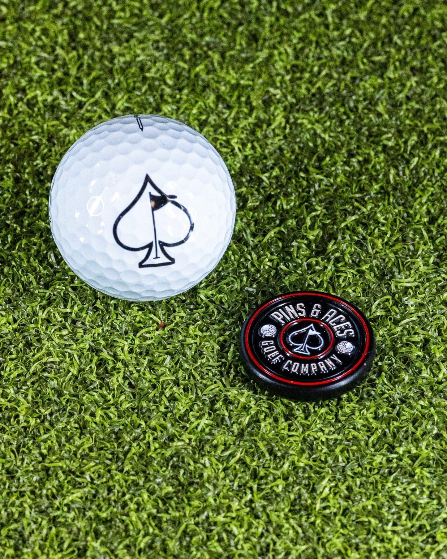 Pop Out Medallion Ball Marker - Black - Pins and Aces