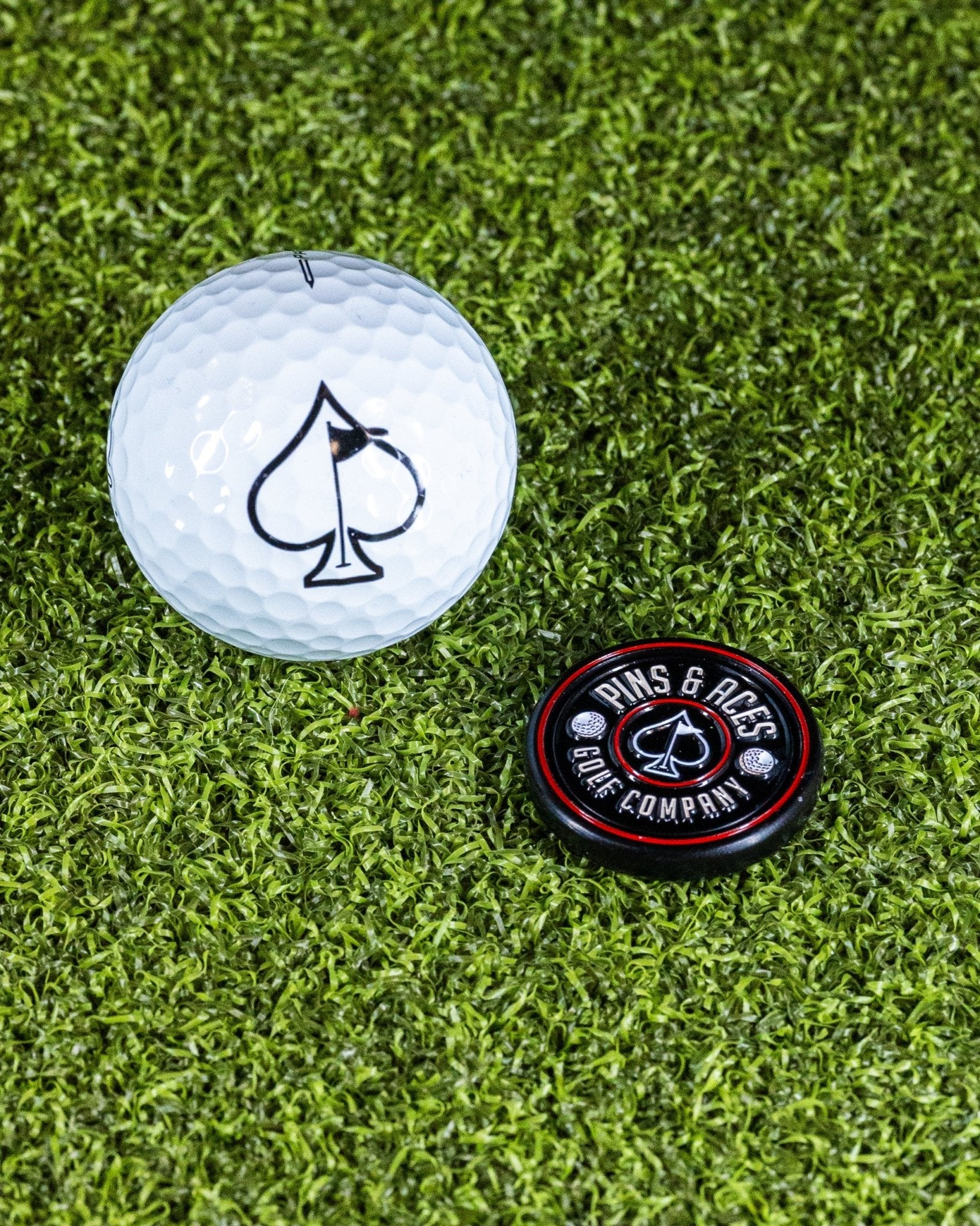 Pop Out Medallion Ball Marker - Black - Pins and Aces