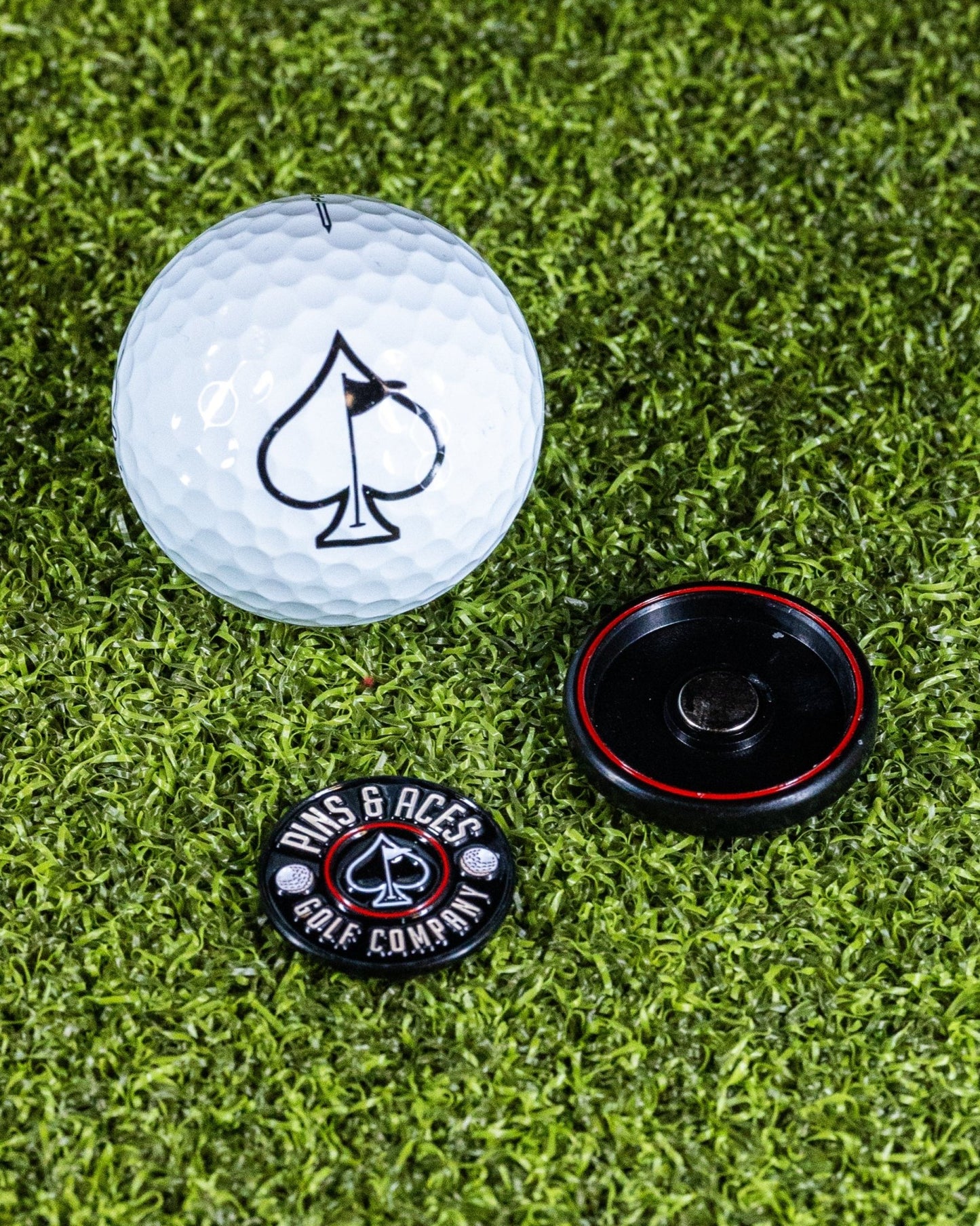 Pop Out Medallion Ball Marker - Black - Pins and Aces