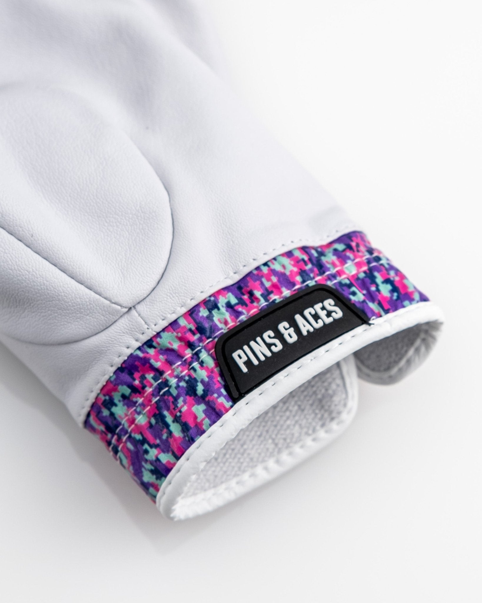 Premium Tour Glove - Vivid Camo - Pins and Aces