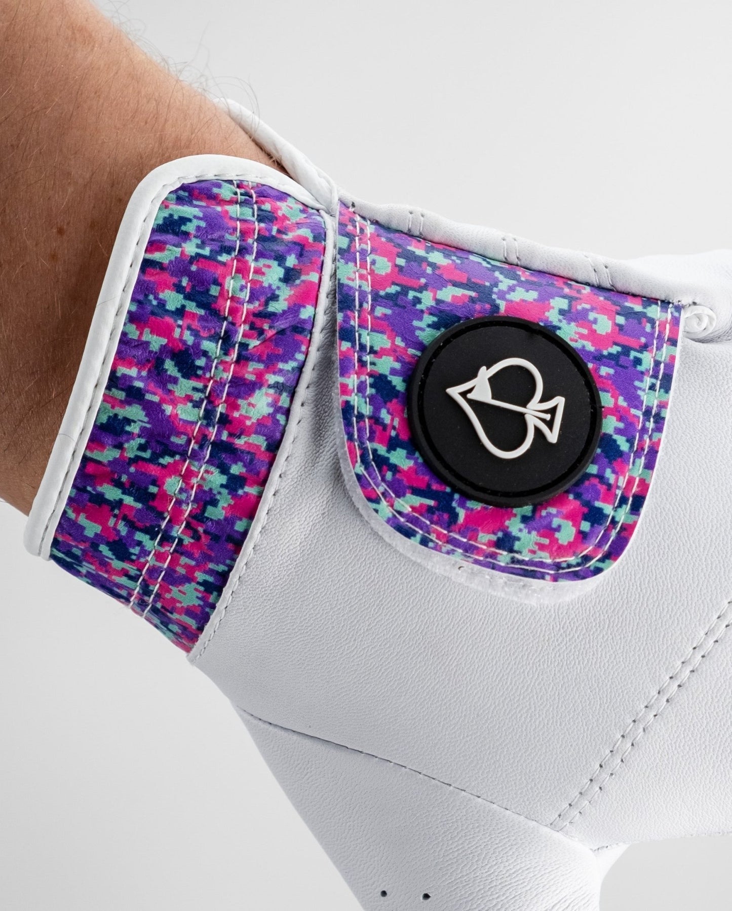 Premium Tour Glove - Vivid Camo - Pins and Aces