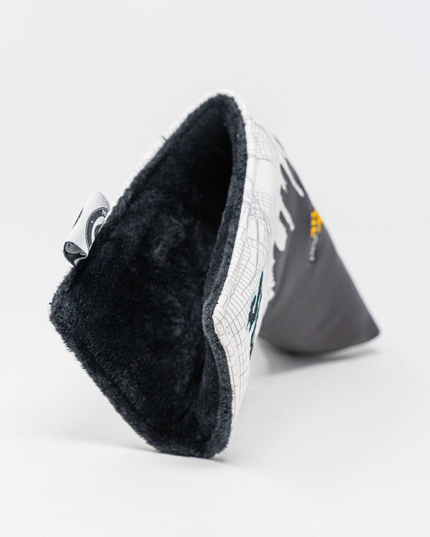 Shady Slice Blade Putter Cover - Pins and Aces