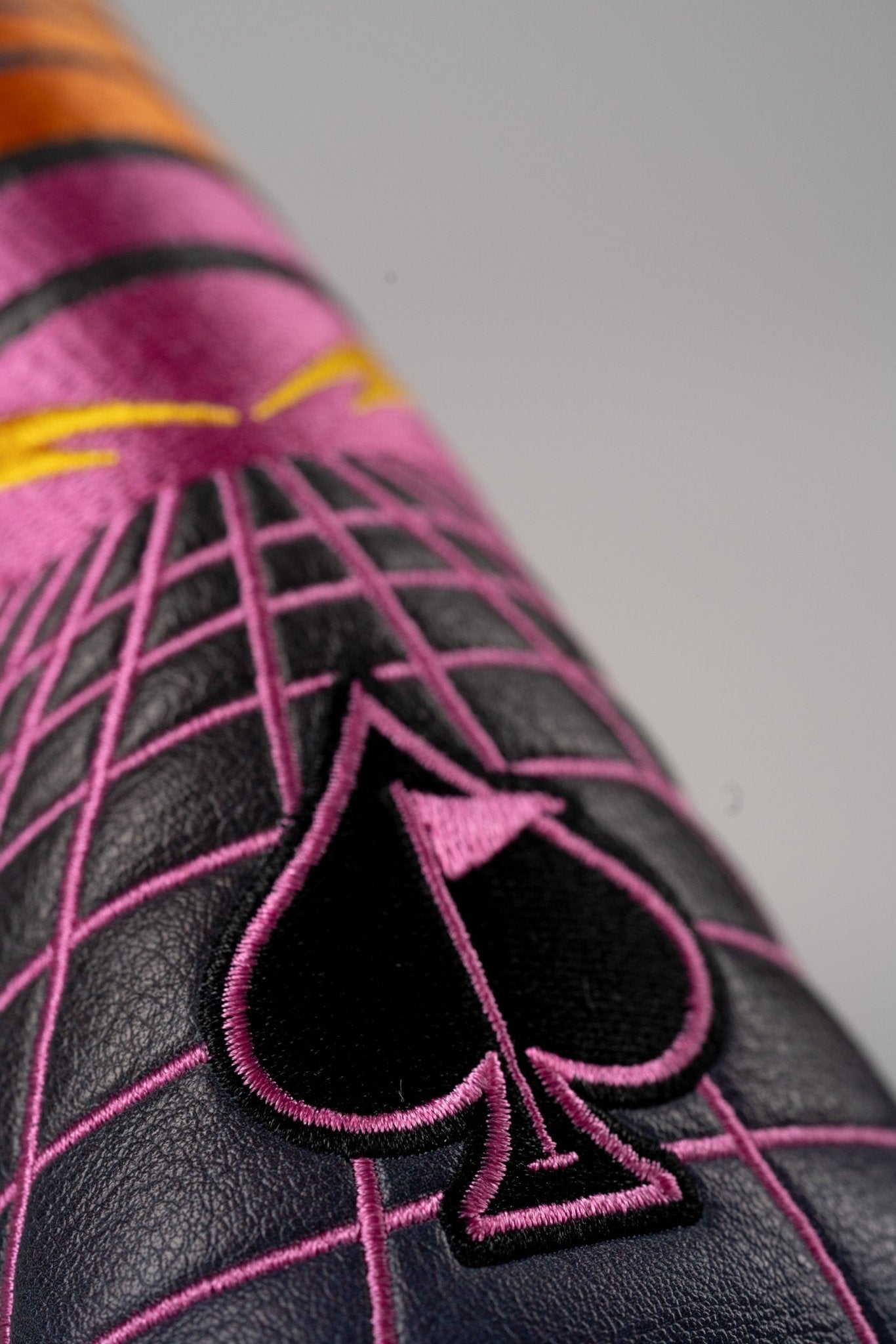 Synthwave - Blade Putter Cover - Pins and Aces