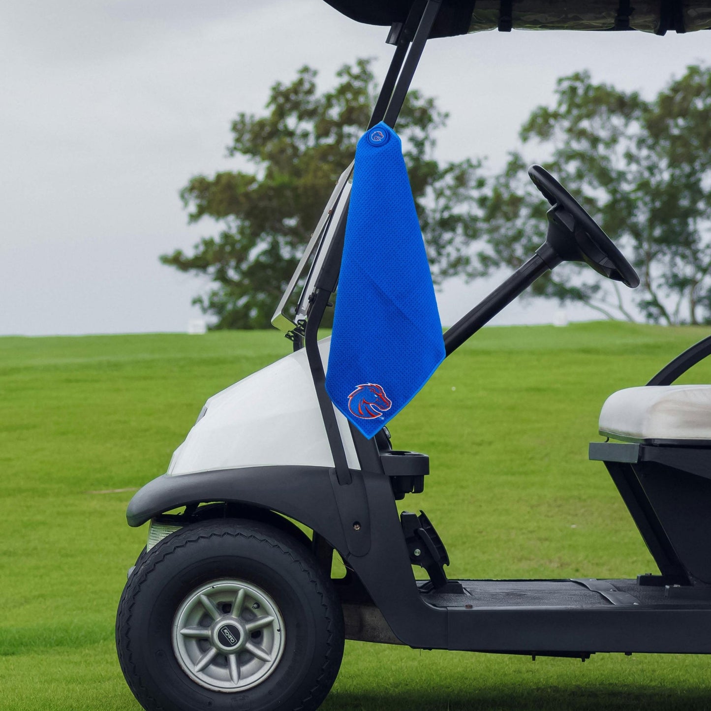 Team Golf Boise St Magnetic Golf Towel - Team Golf USA