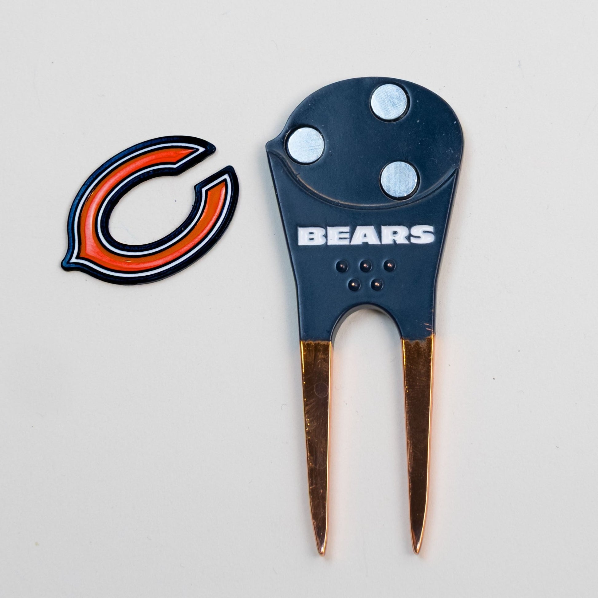 Team Golf CHI Bears Divot Tools - Custom Shaped - 