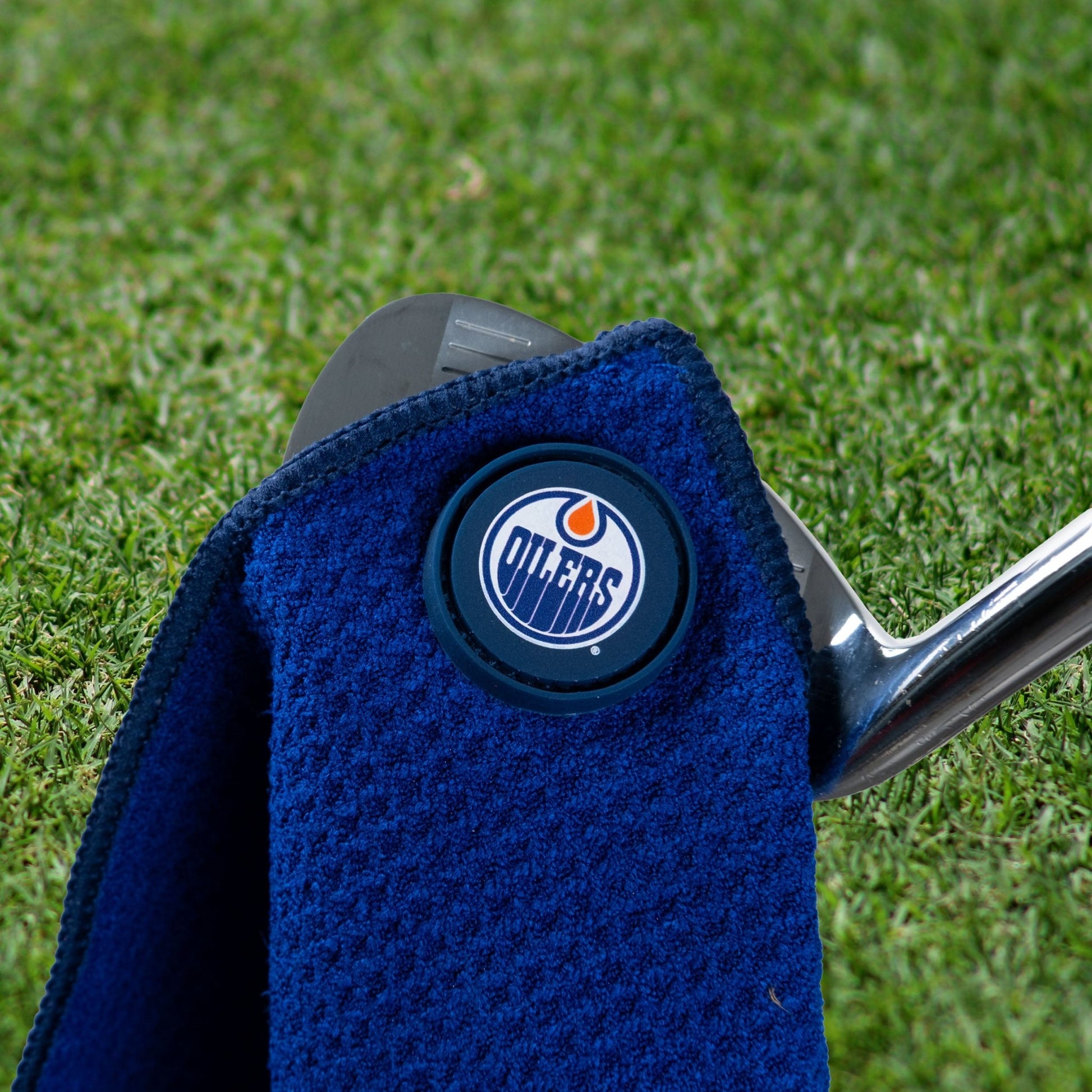 Team Golf Edmonton Oilers Magnetic Golf Towel - Team Golf USA