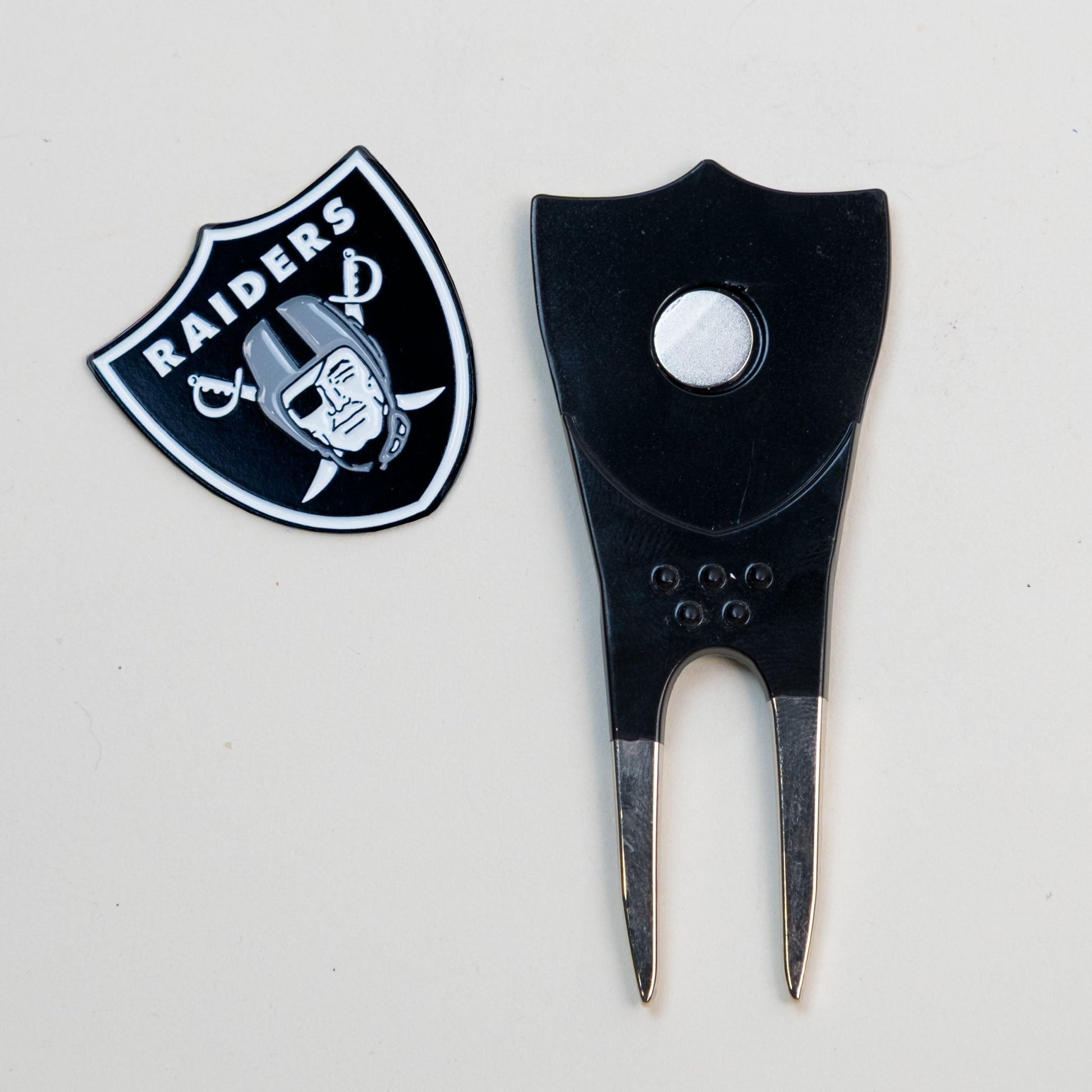 Team Golf LV Raiders Divot Tools - Custom Shaped - 