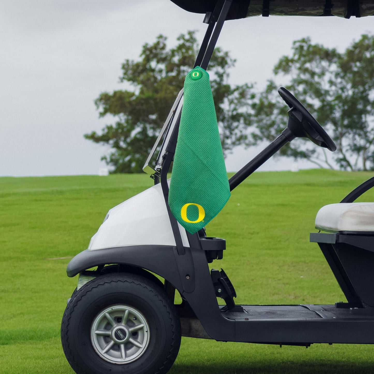 Team Golf Oregon Magnetic Golf Towel - Team Golf USA