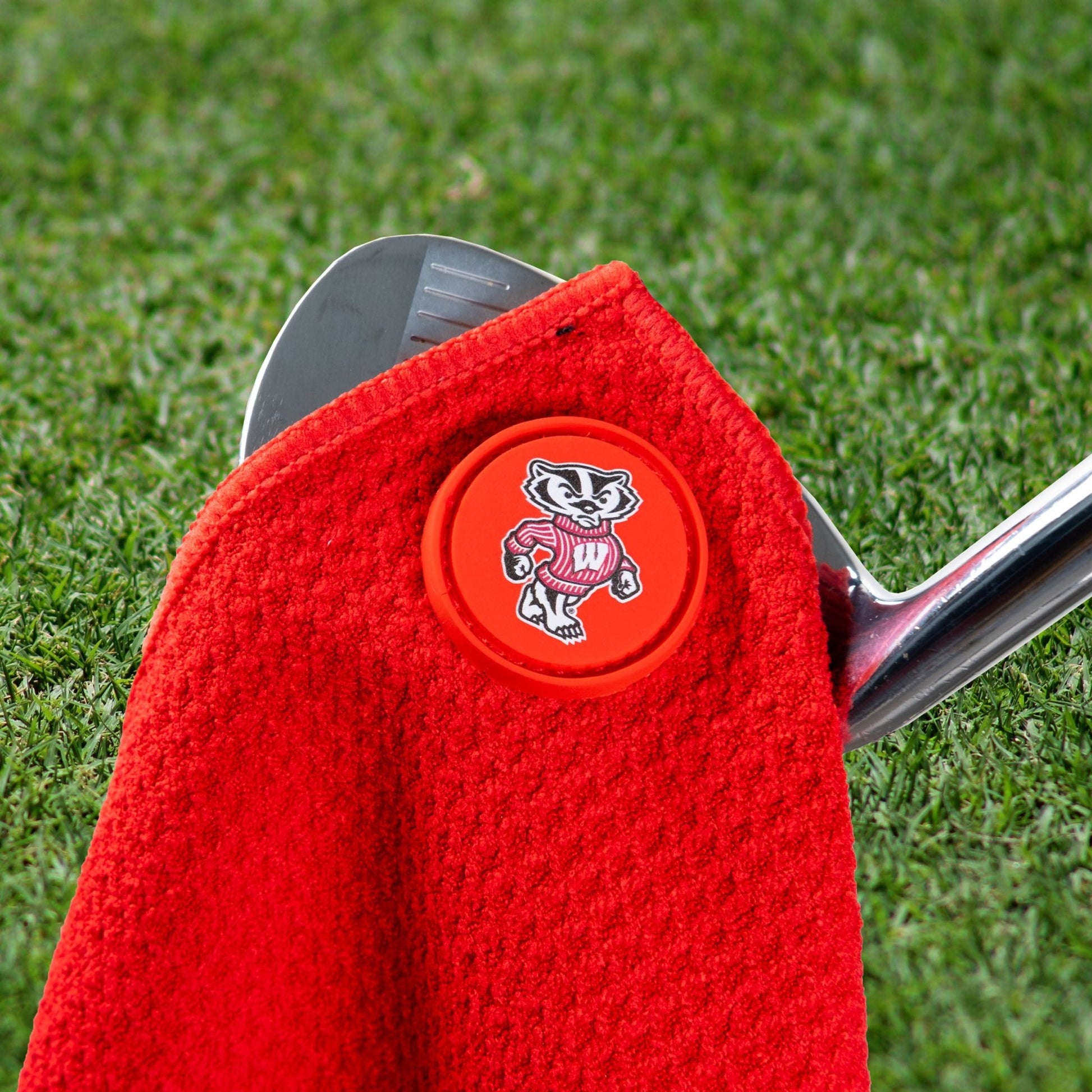 Team Golf Wisconsin Magnetic Golf Towel - Team Golf USA