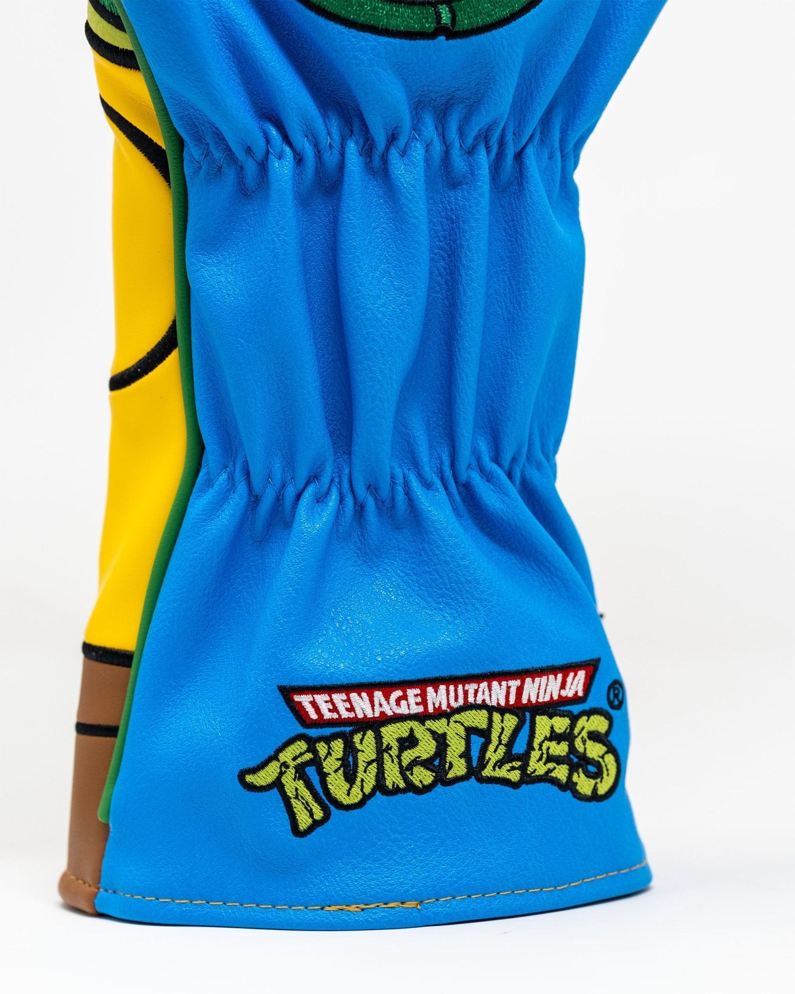 TMNT - Leonardo Driver Cover - Pins and Aces