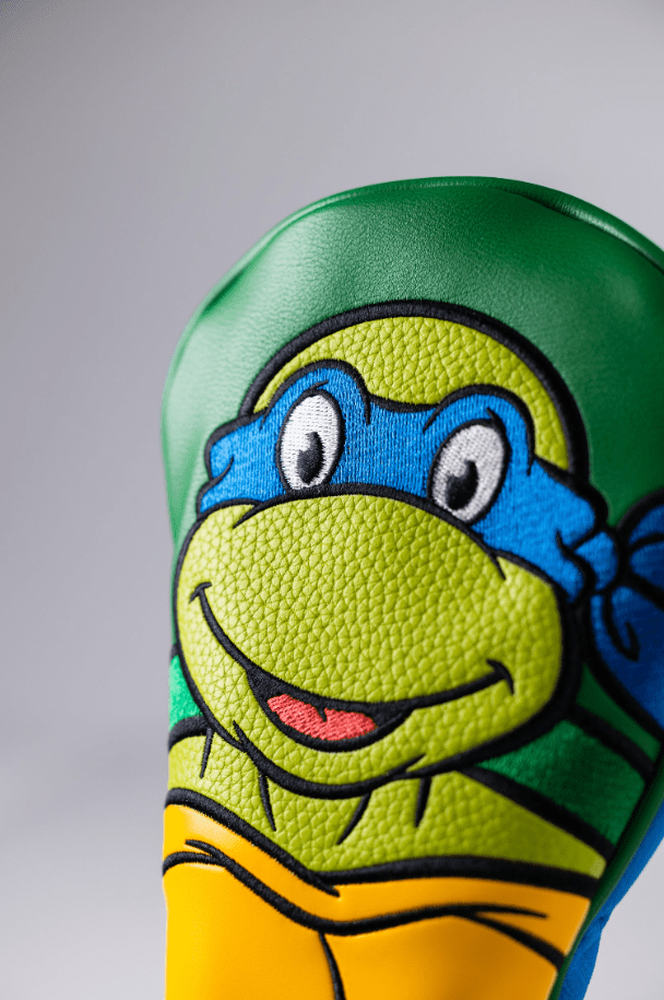 TMNT - Leonardo Hybrid Cover - Pins and Aces