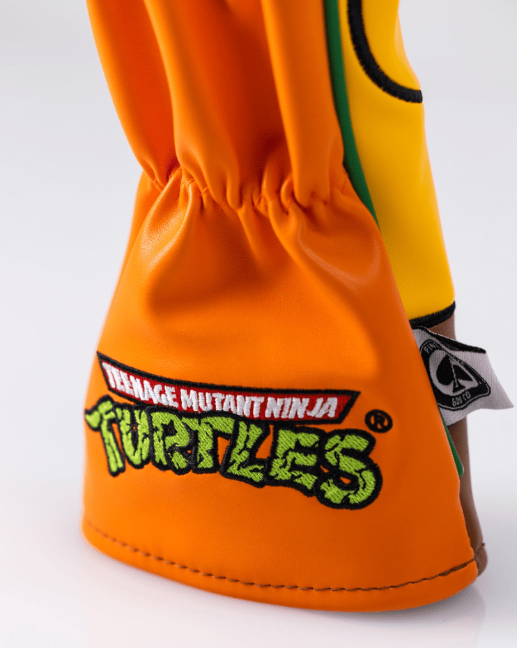 TMNT - Michelangelo Hybrid Cover - Pins and Aces