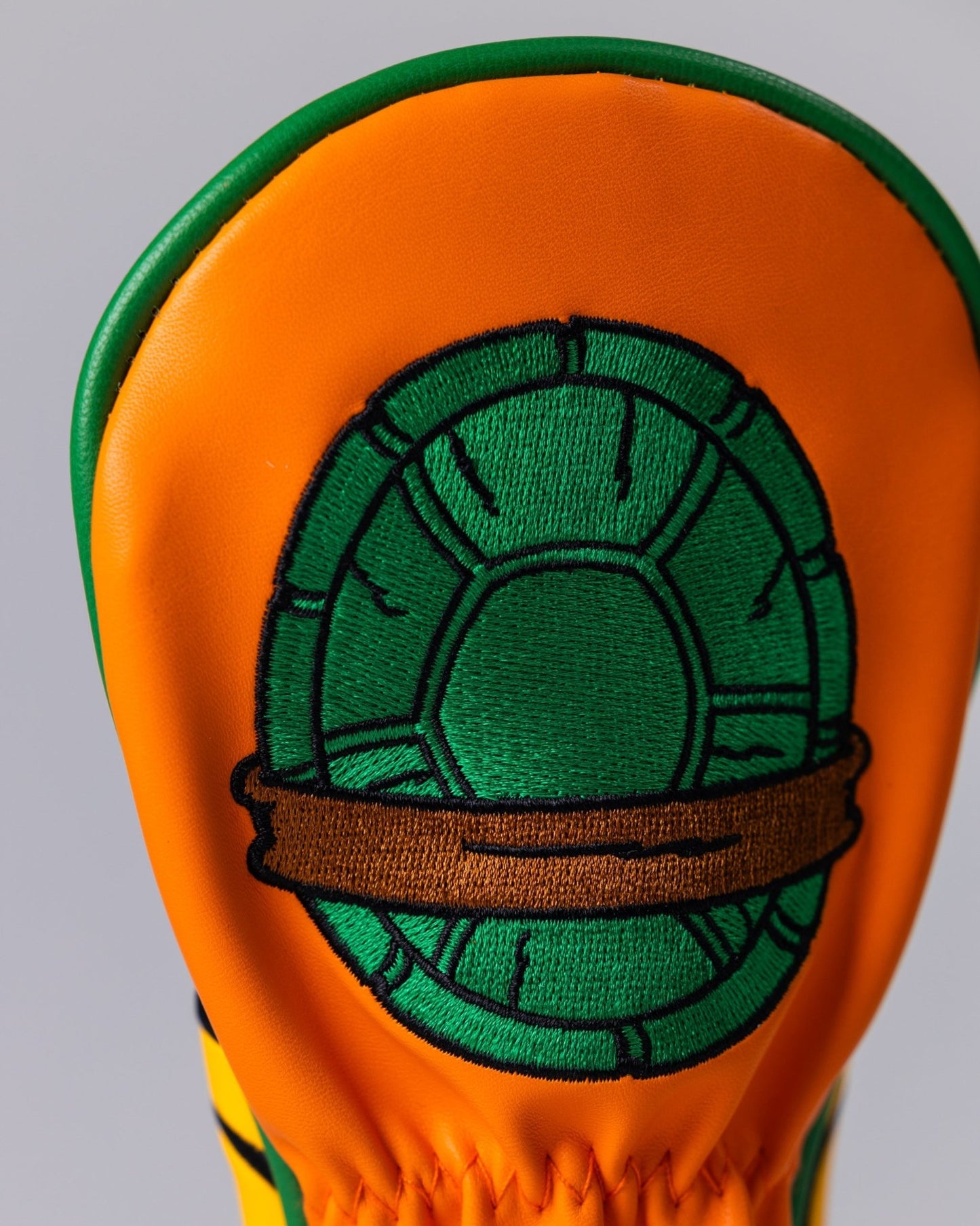 TMNT - Michelangelo Hybrid Cover - Pins and Aces