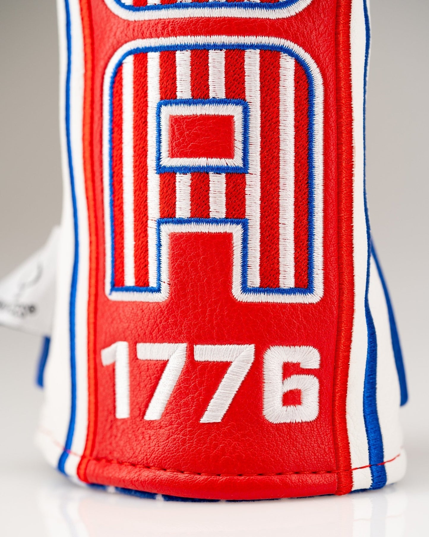 USA Tribute 2.0 - Hybrid Cover - Pins and Aces