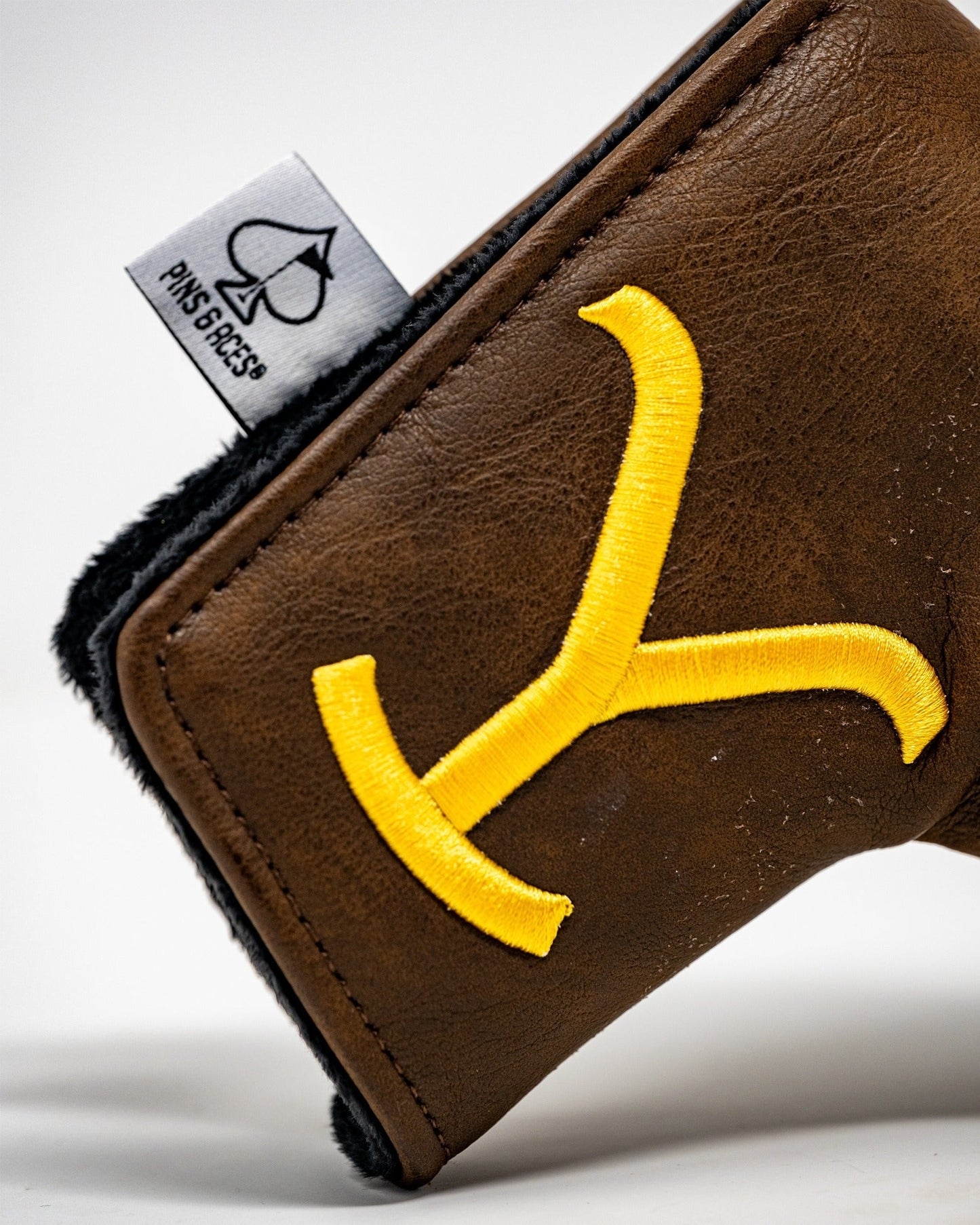 Yellowstone Putter Cover - Blade - Pins and Aces