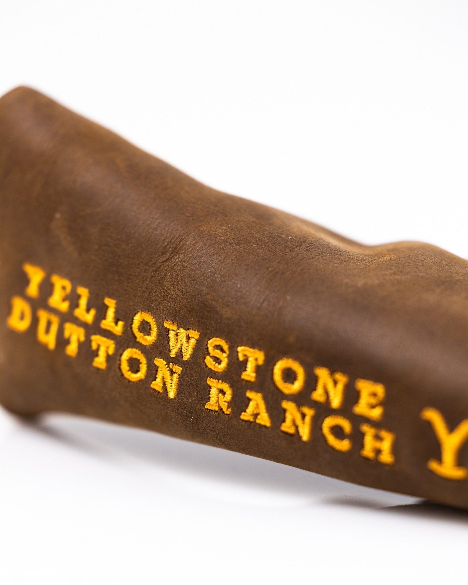 Yellowstone Putter Cover - Blade - Pins and Aces