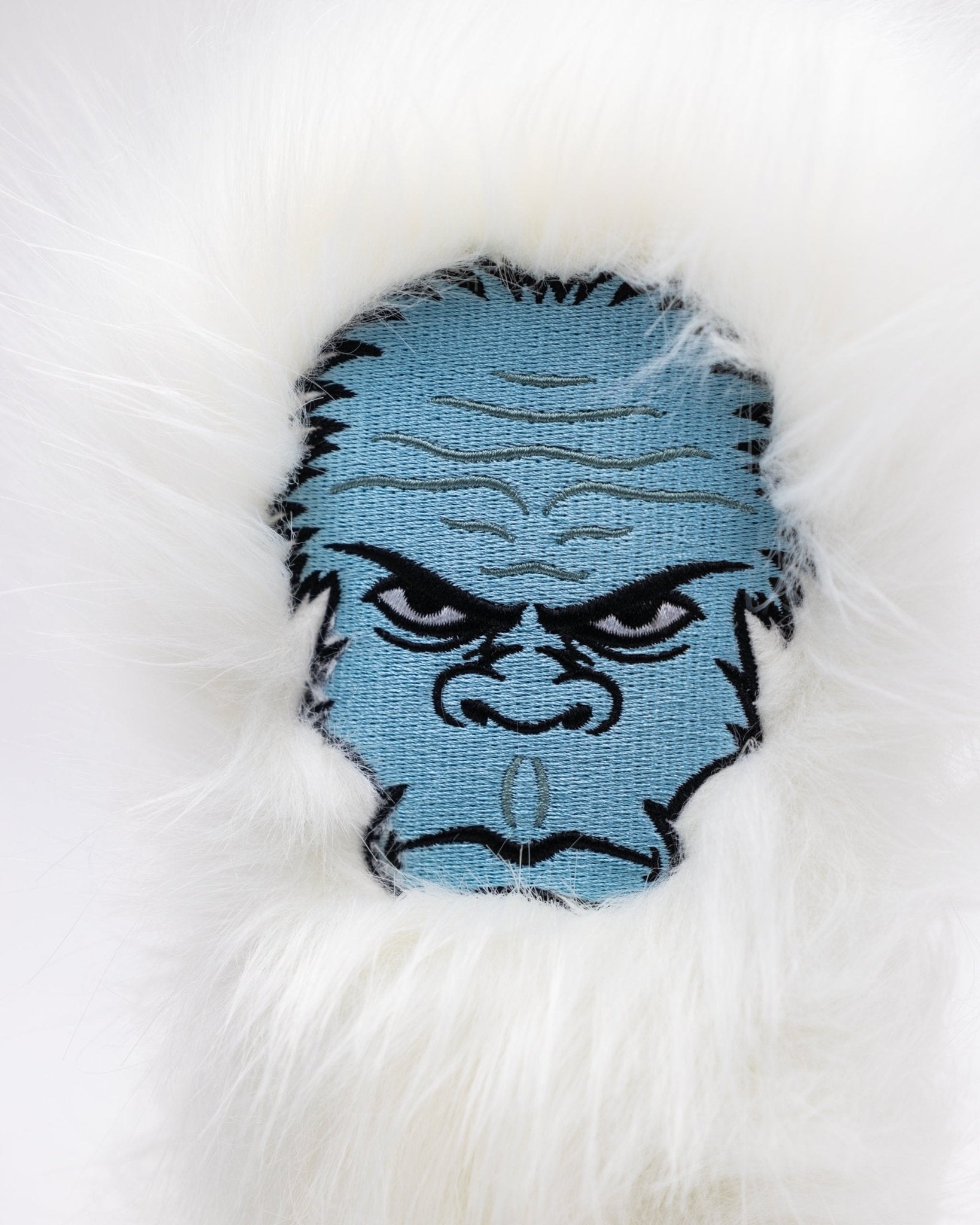 Yeti - Hybrid Cover - Pins and Aces